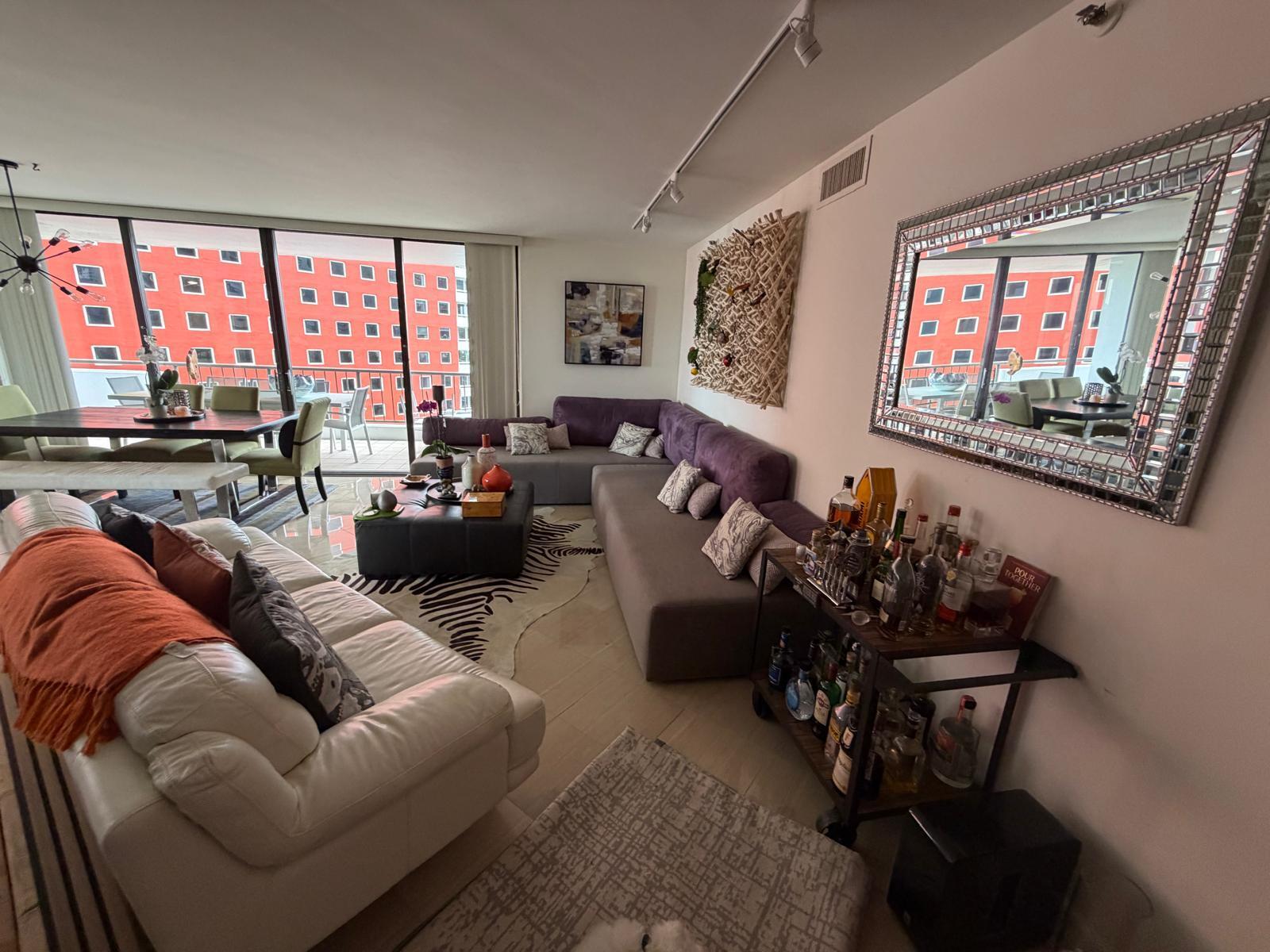 VILLA REGINA CONDO - Residential