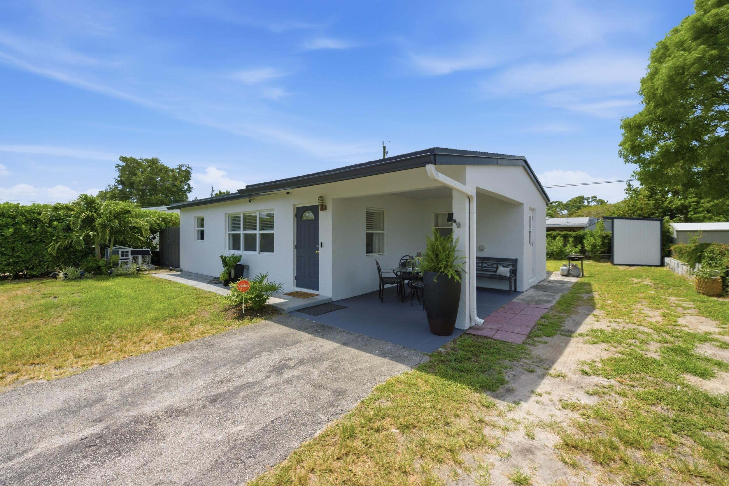 COLLIER ESTATES 1ST ADD - Residential