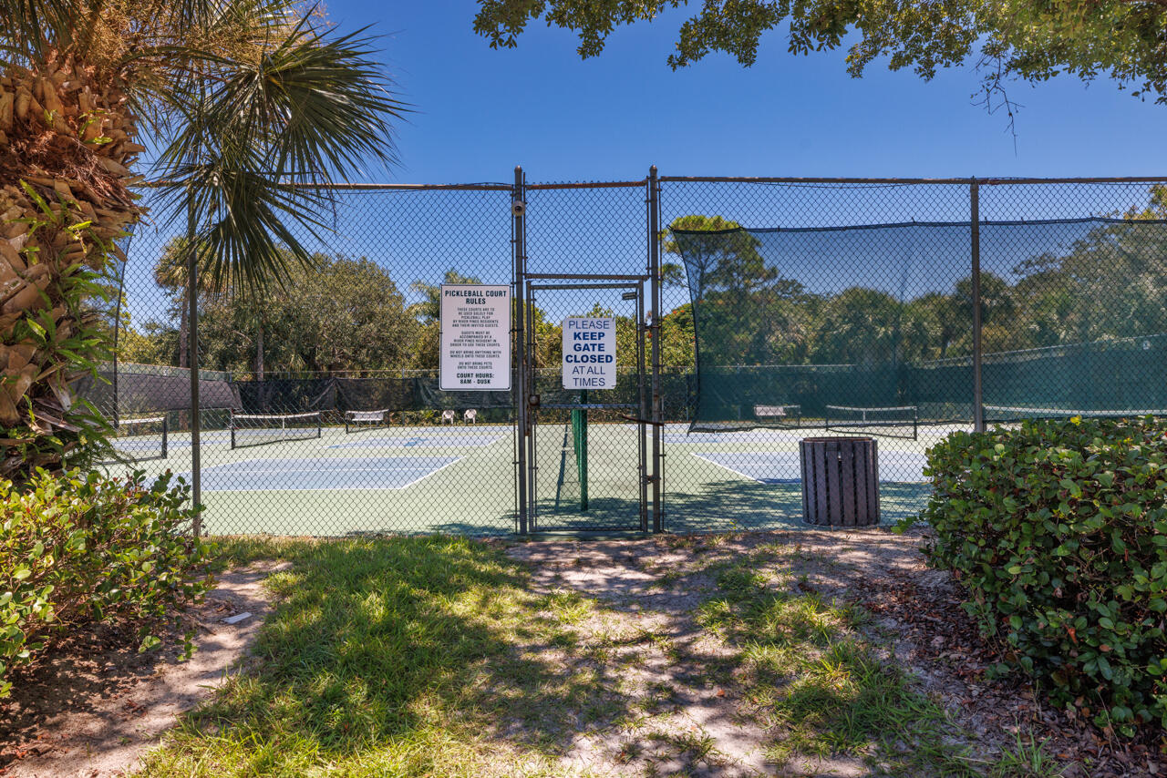 RIVER PINES - Residential