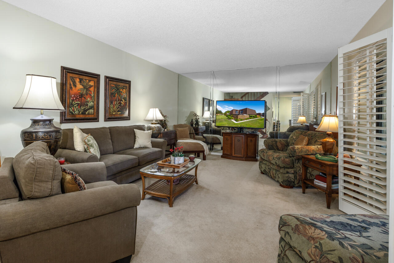 RIVER PINES - Residential