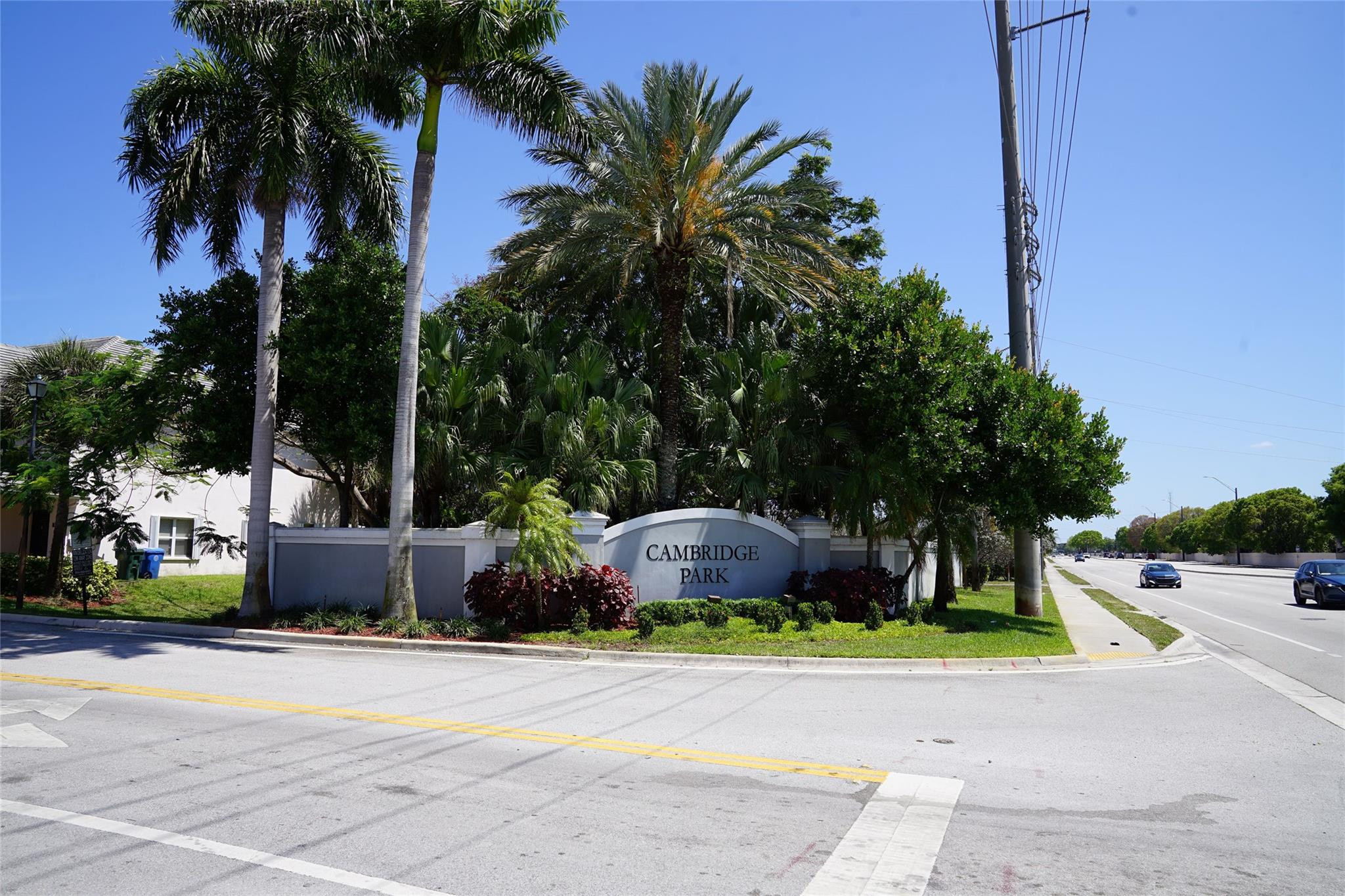 CAMBRIDGE PARK - Residential