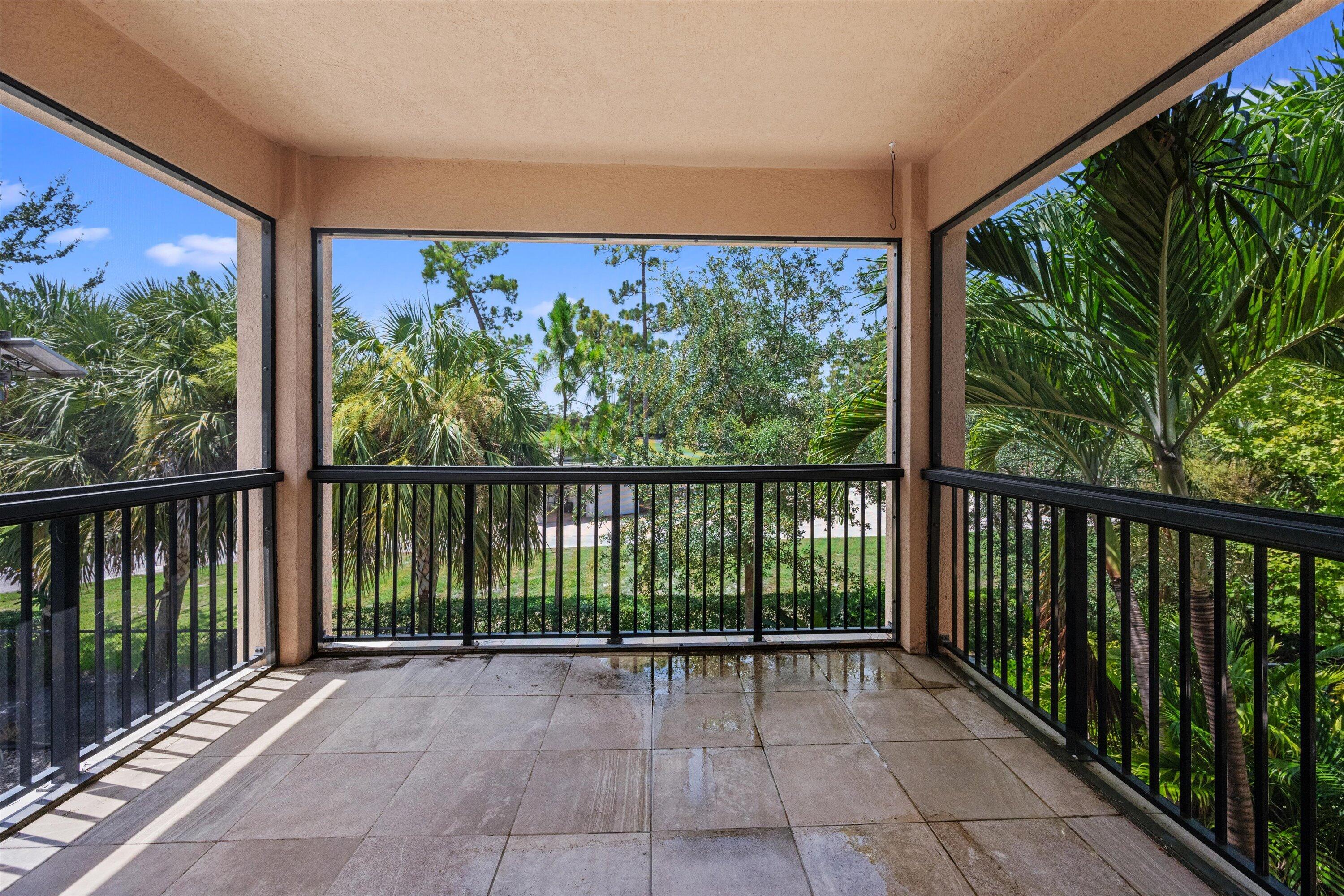 BINKS POINTE - Residential