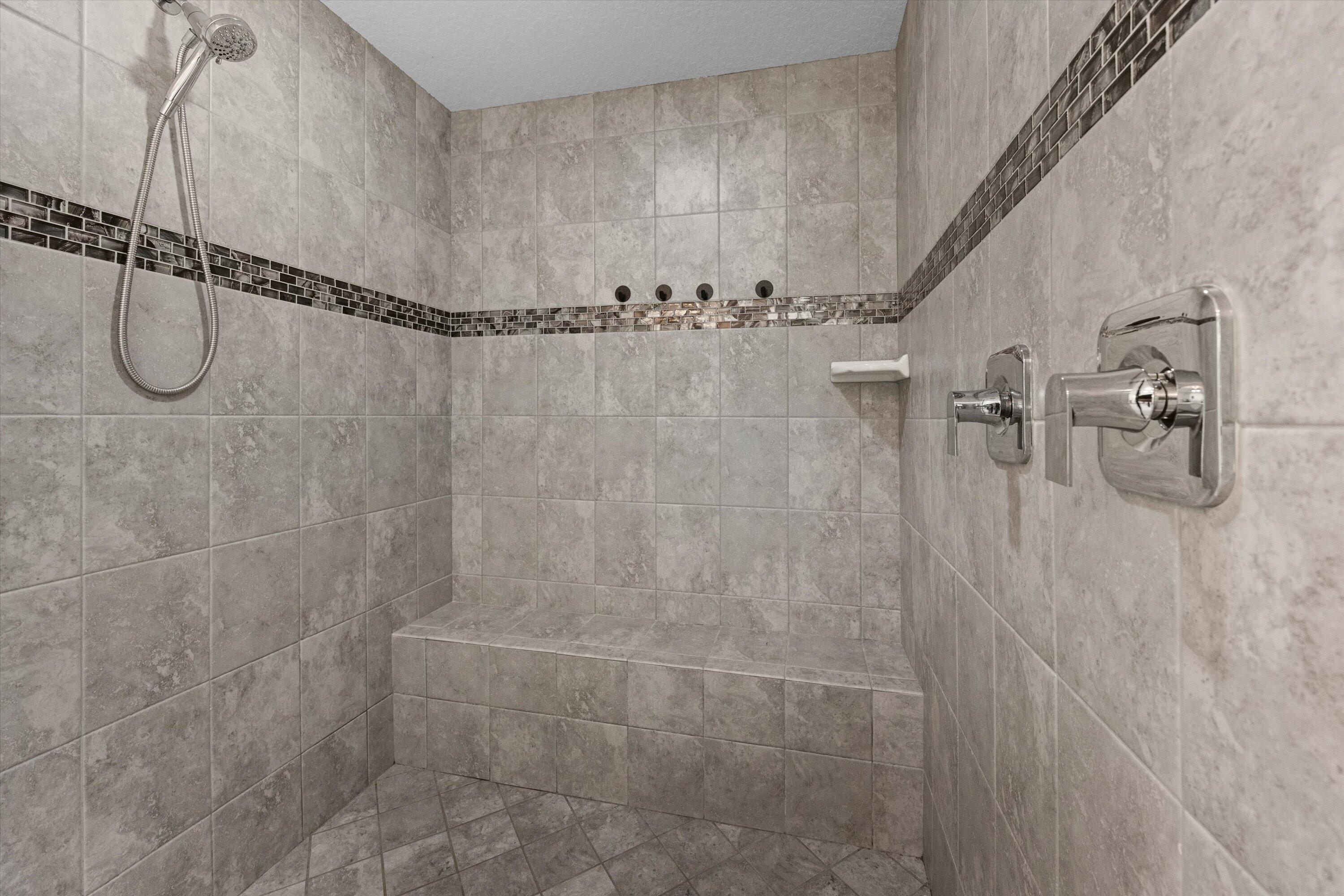BINKS POINTE - Residential
