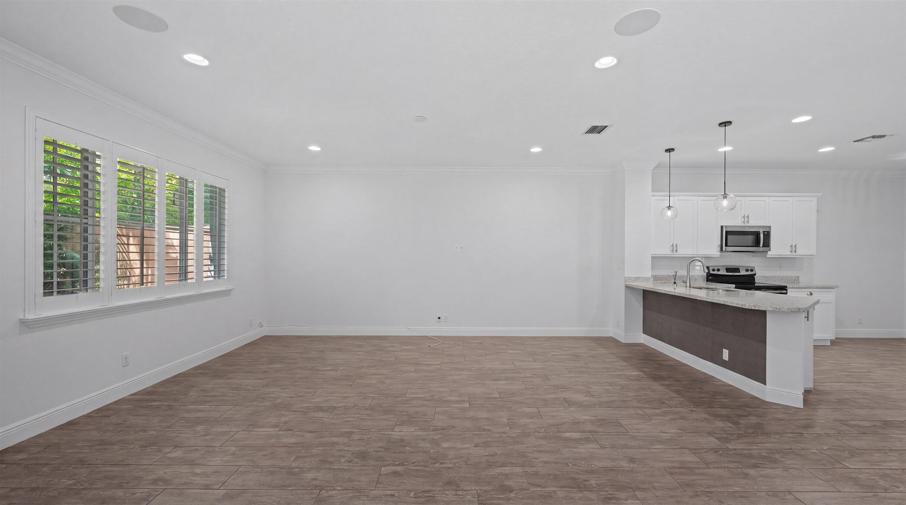 BINKS POINTE - Residential