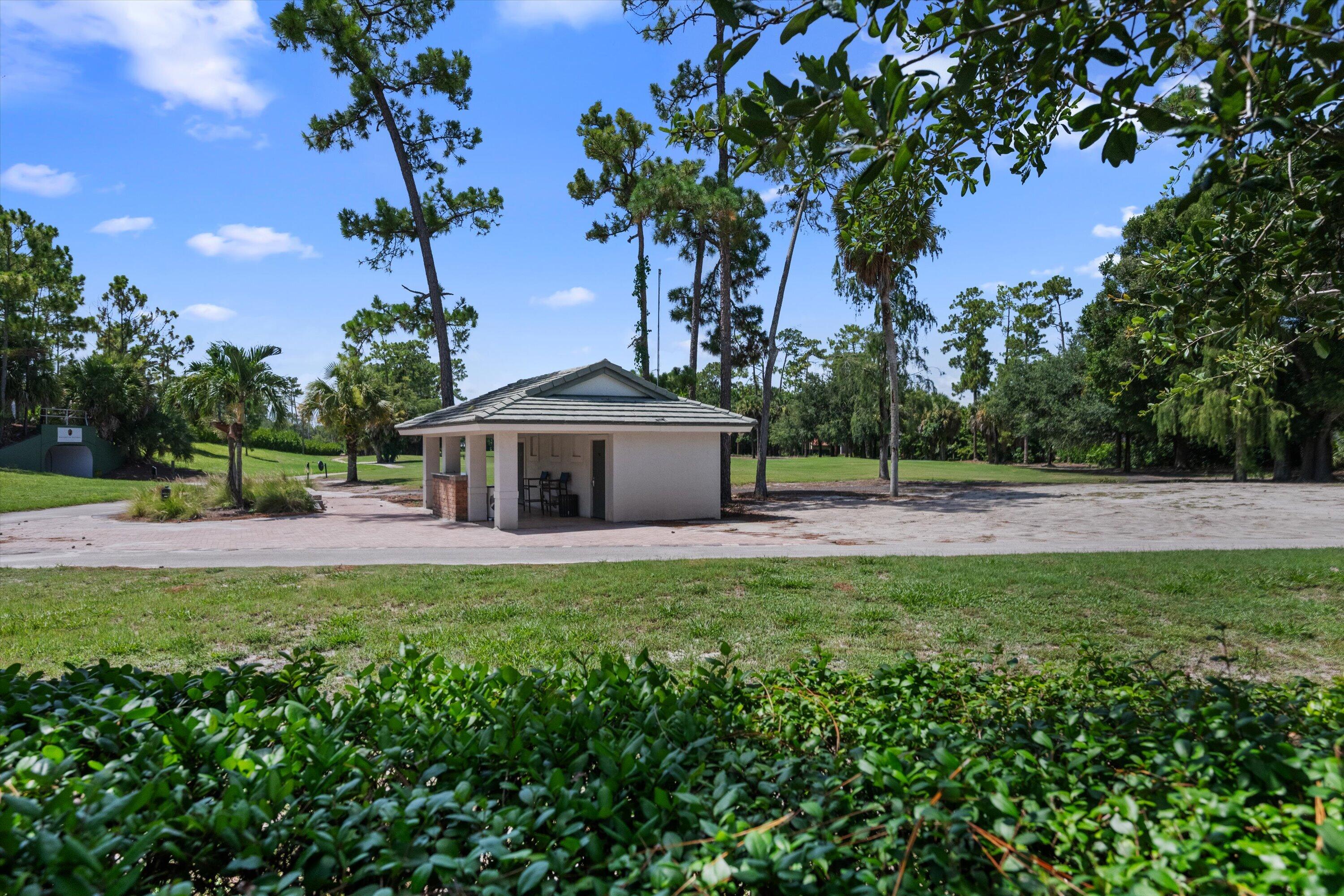 BINKS POINTE - Residential