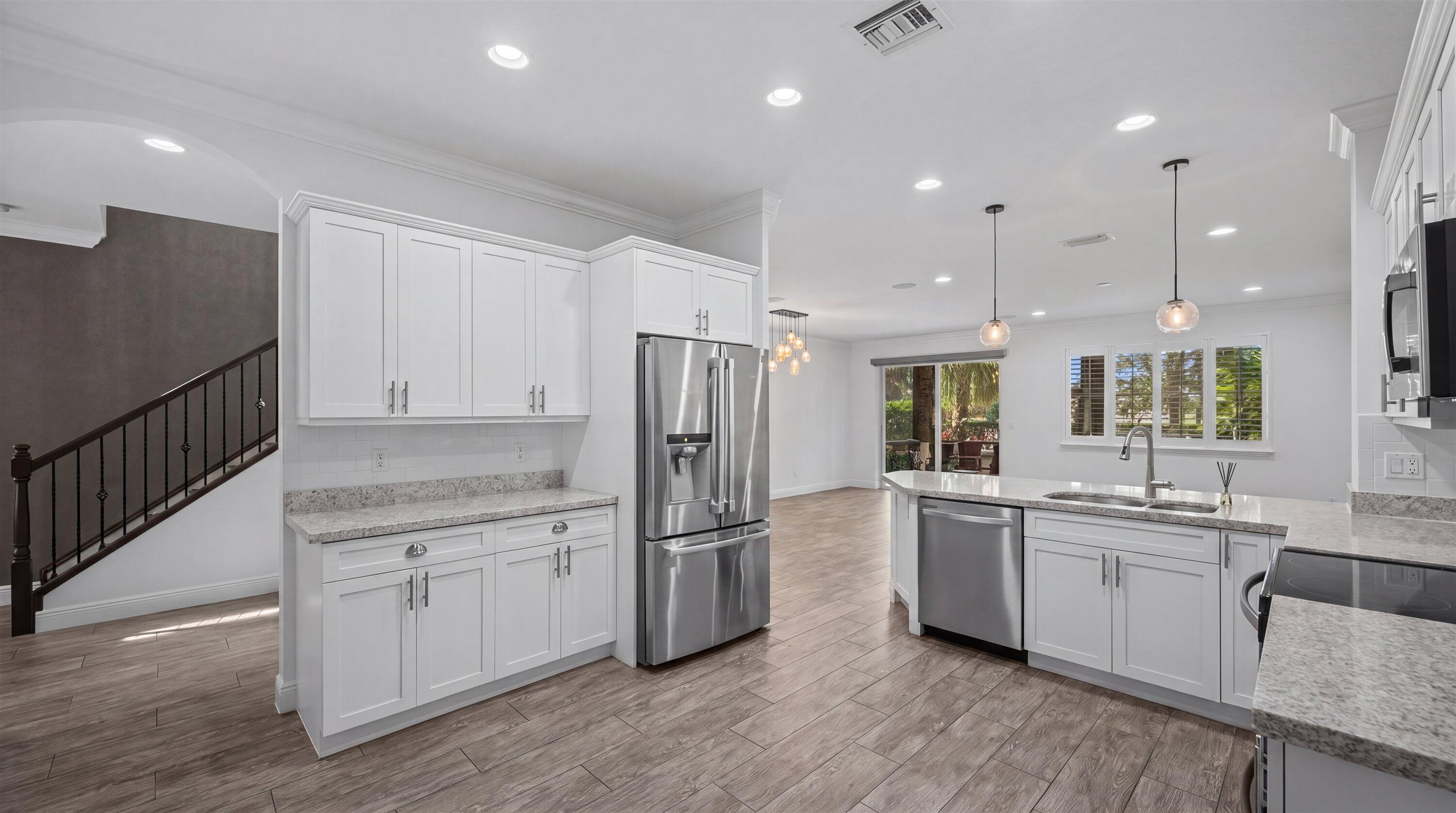 BINKS POINTE - Residential