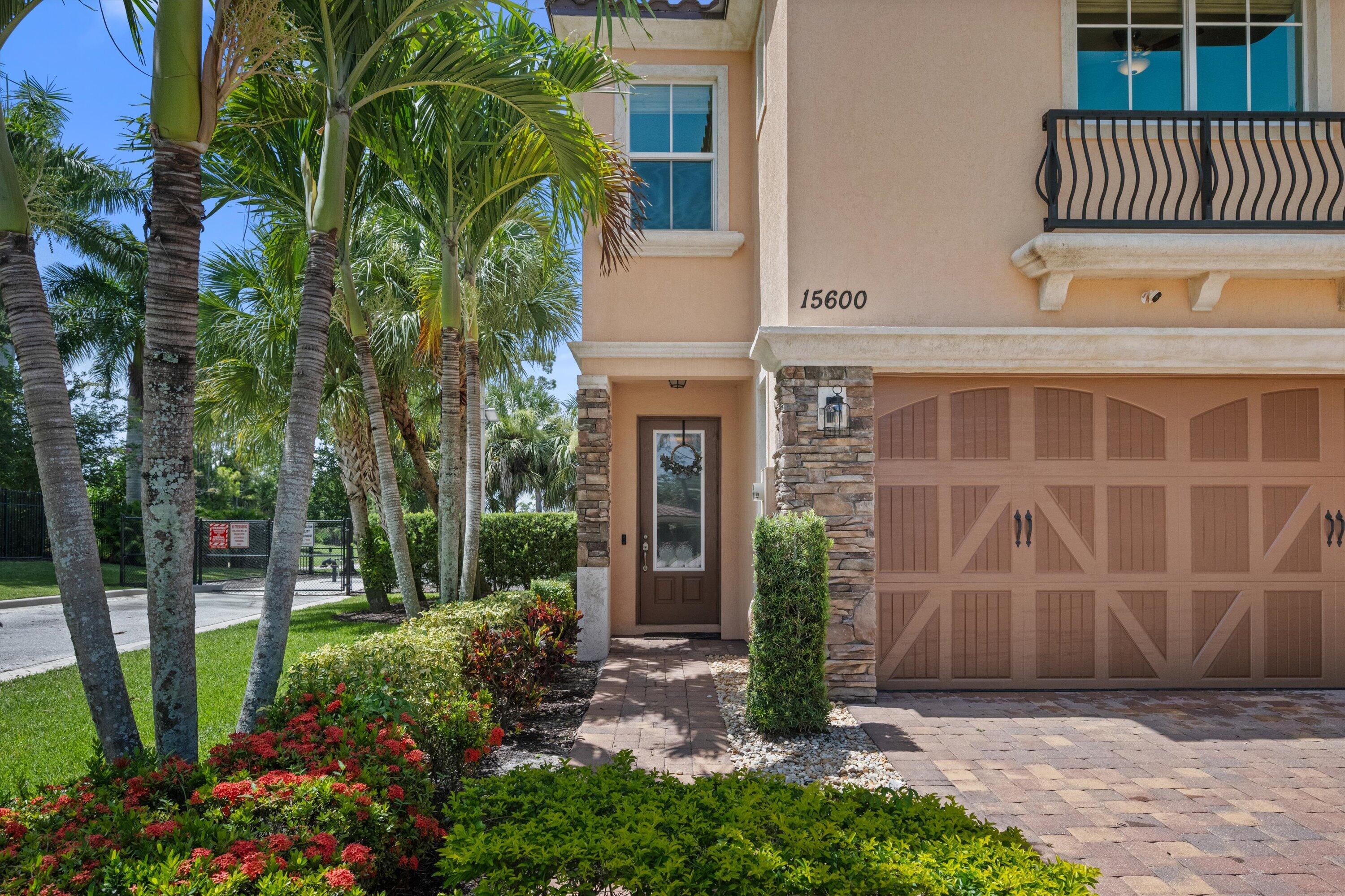 BINKS POINTE - Residential