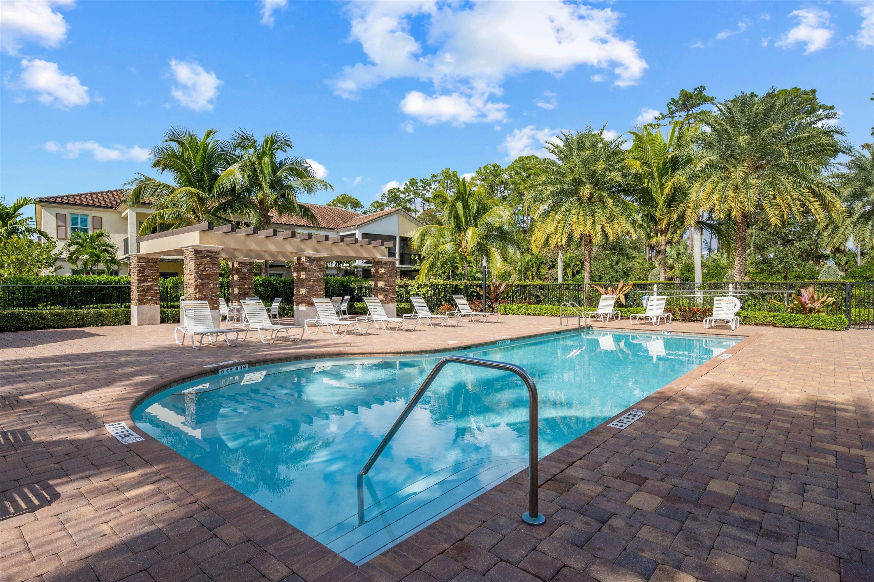 BINKS POINTE - Residential