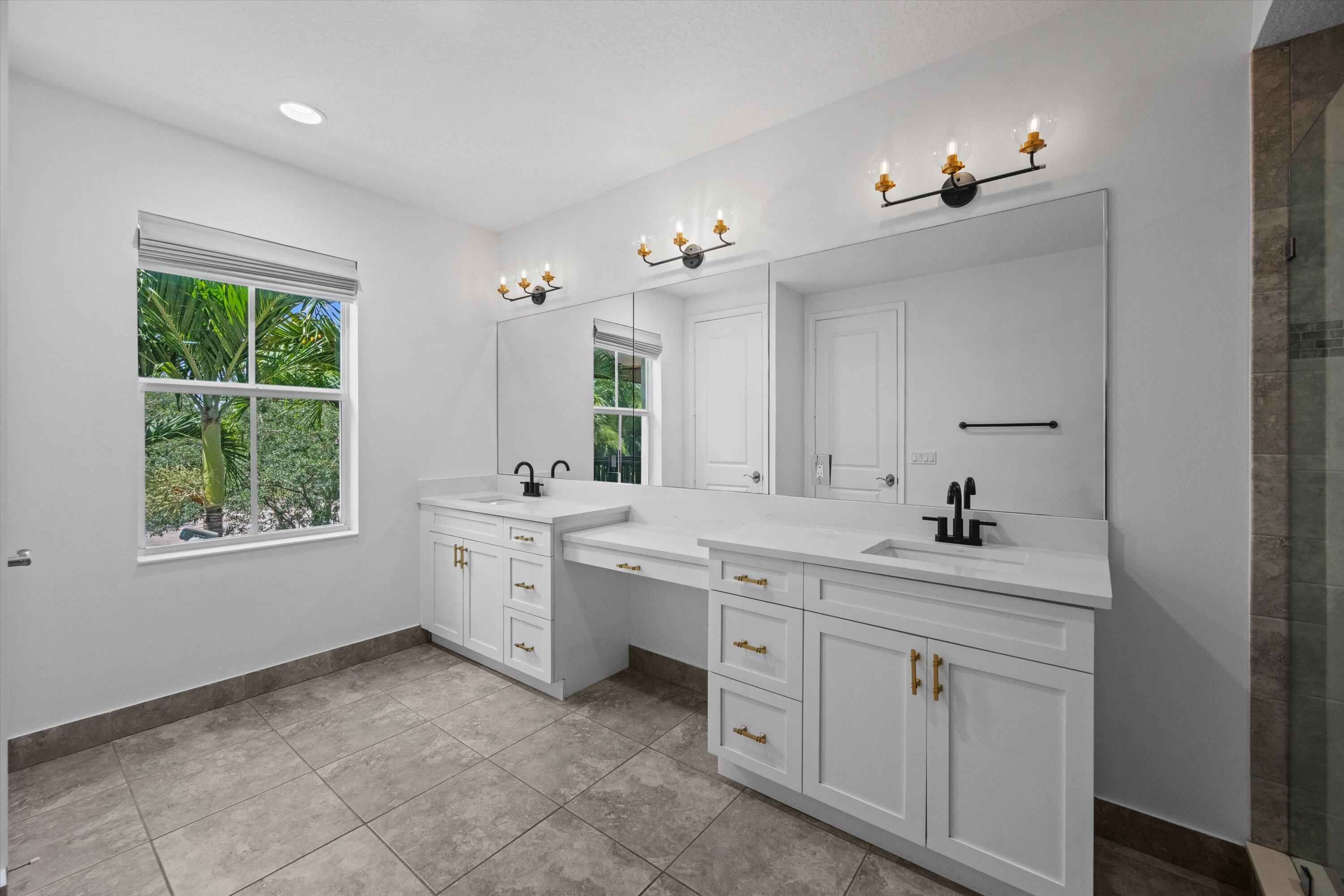 BINKS POINTE - Residential