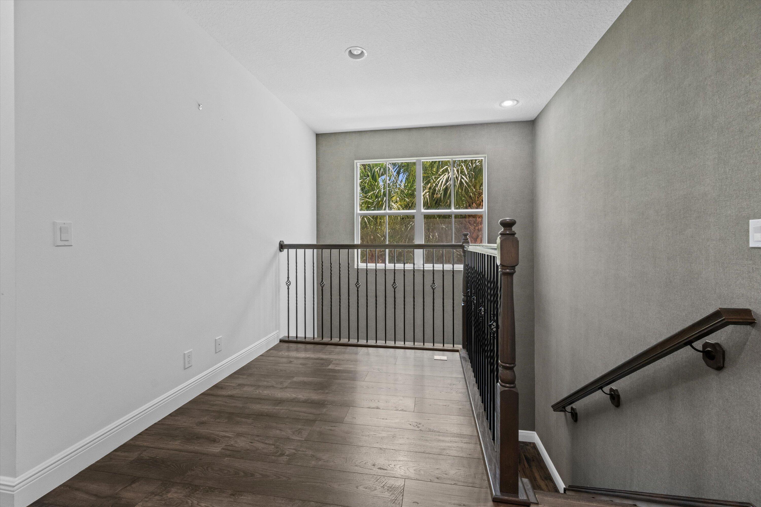 BINKS POINTE - Residential
