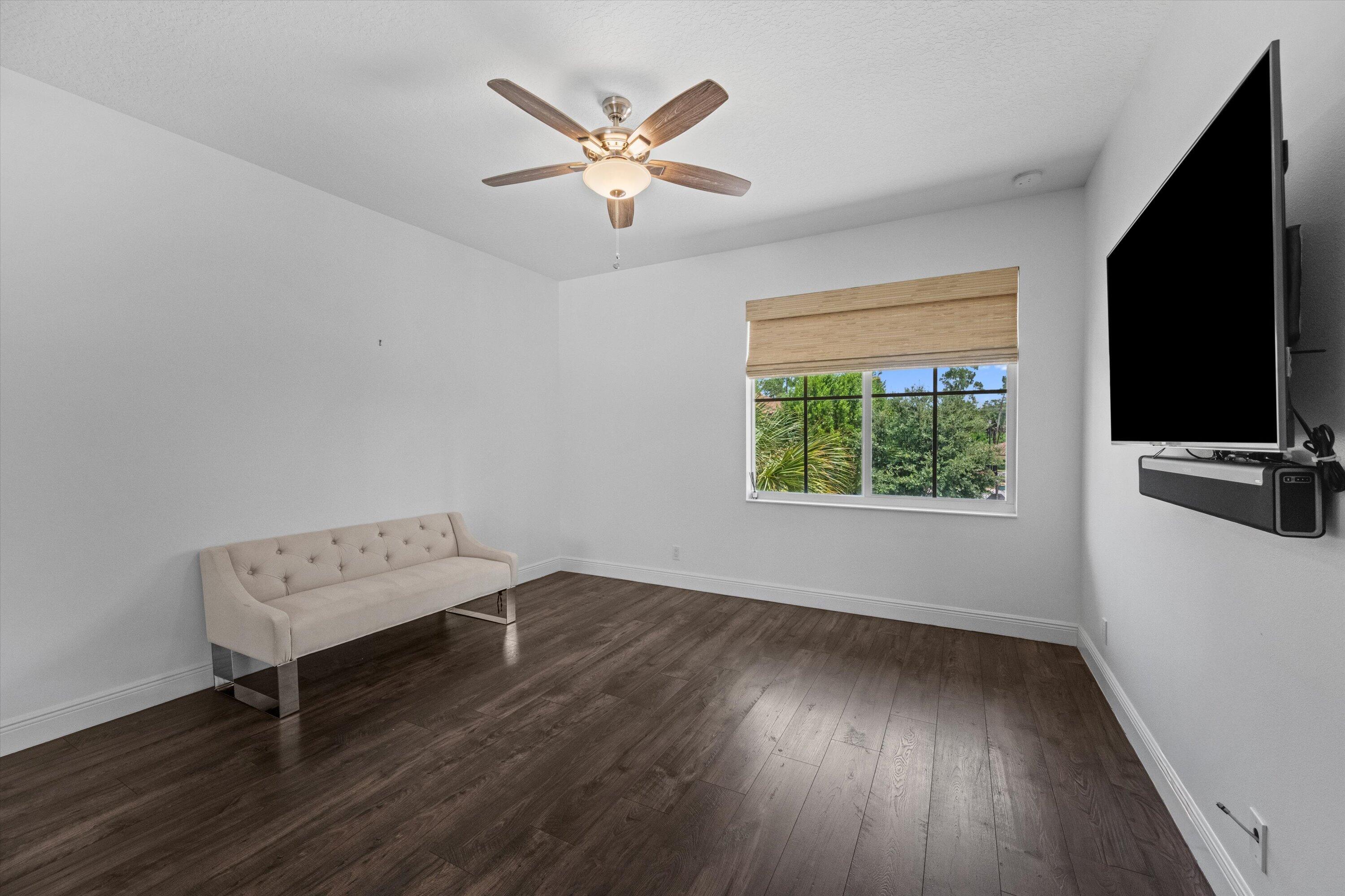 BINKS POINTE - Residential