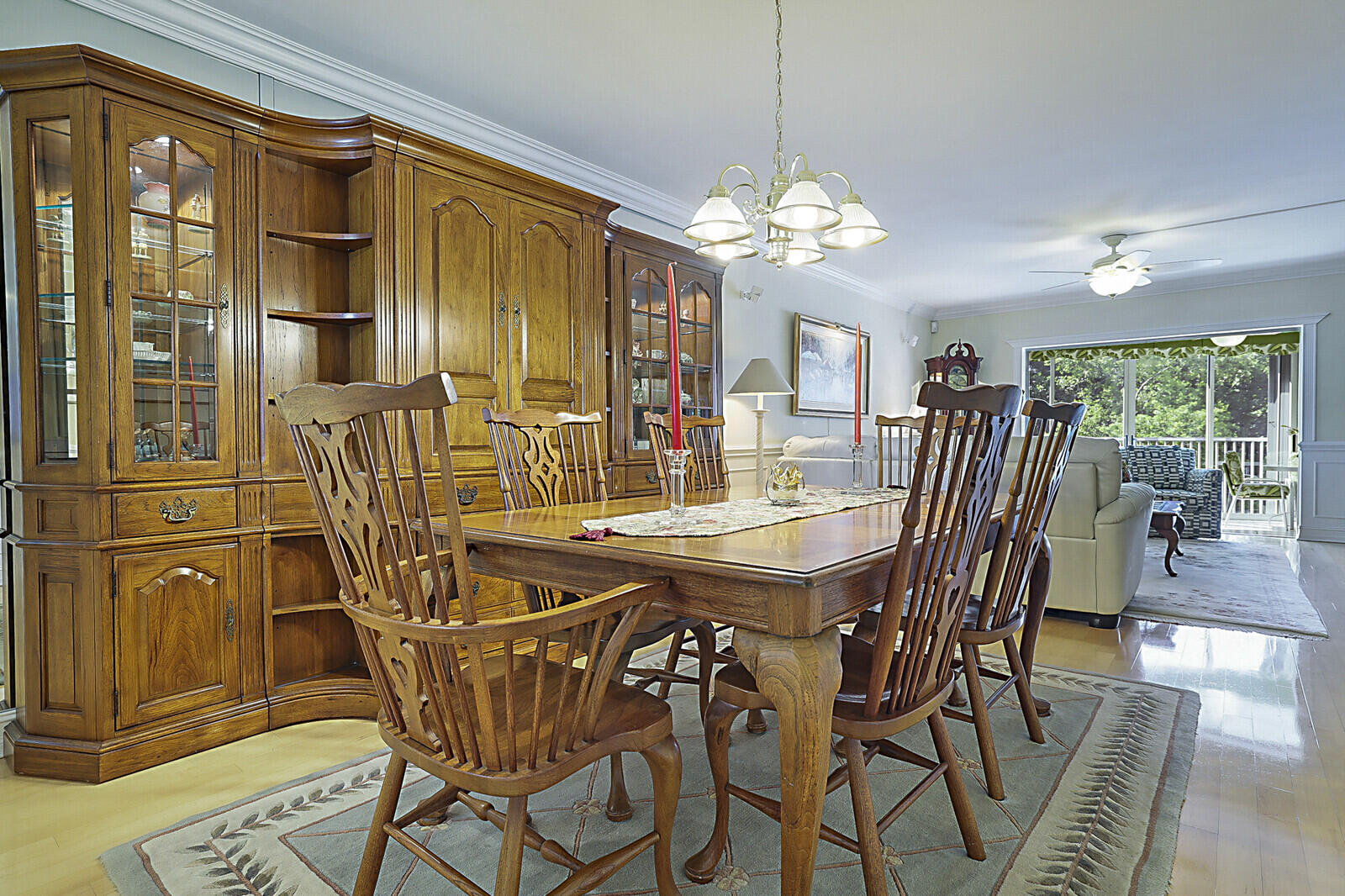 HARBOUR EAST HOUSE CONDO - Residential