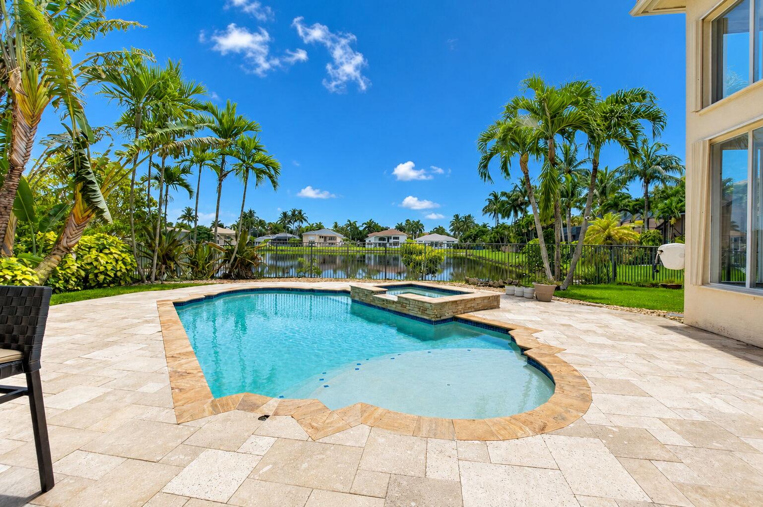 SATURNIA ISLES - Residential Lease