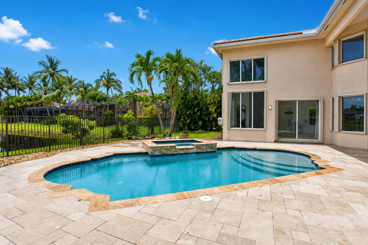 SATURNIA ISLES - Residential Lease