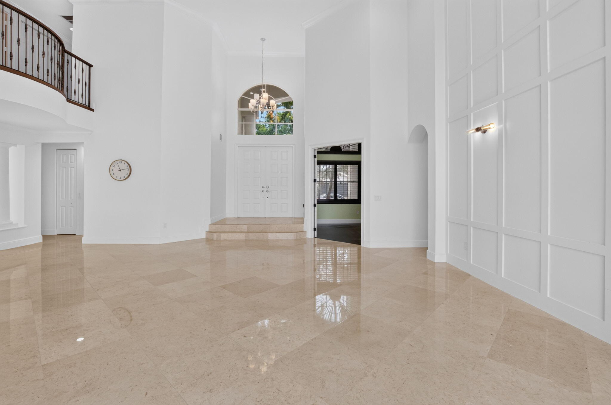 SATURNIA ISLES - Residential Lease
