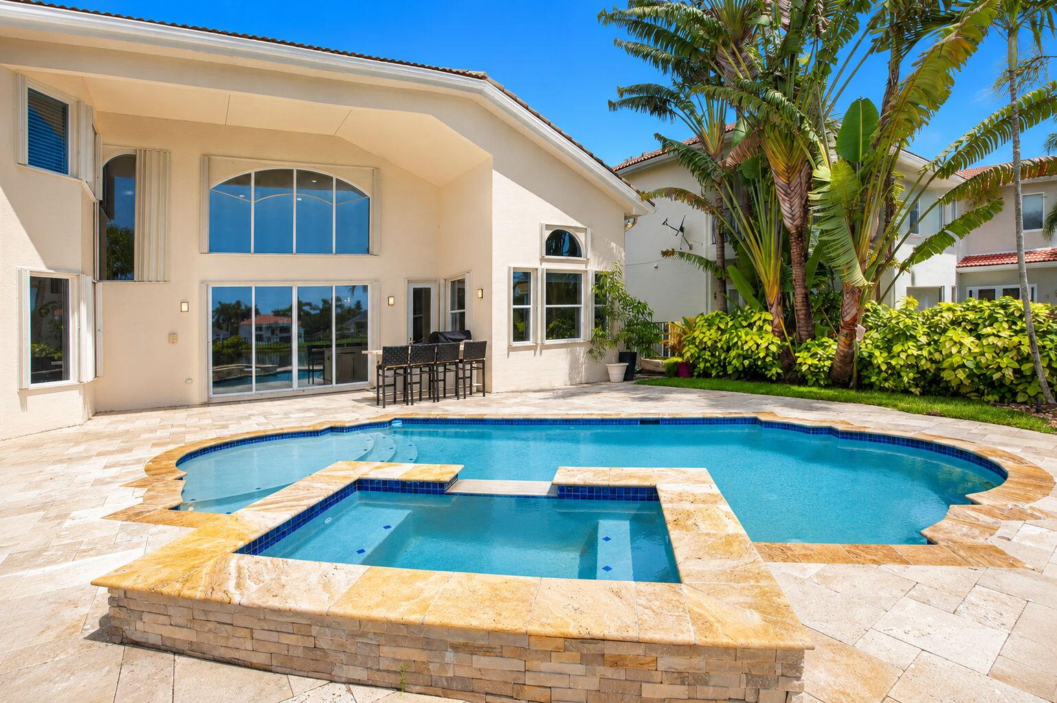 SATURNIA ISLES - Residential Lease