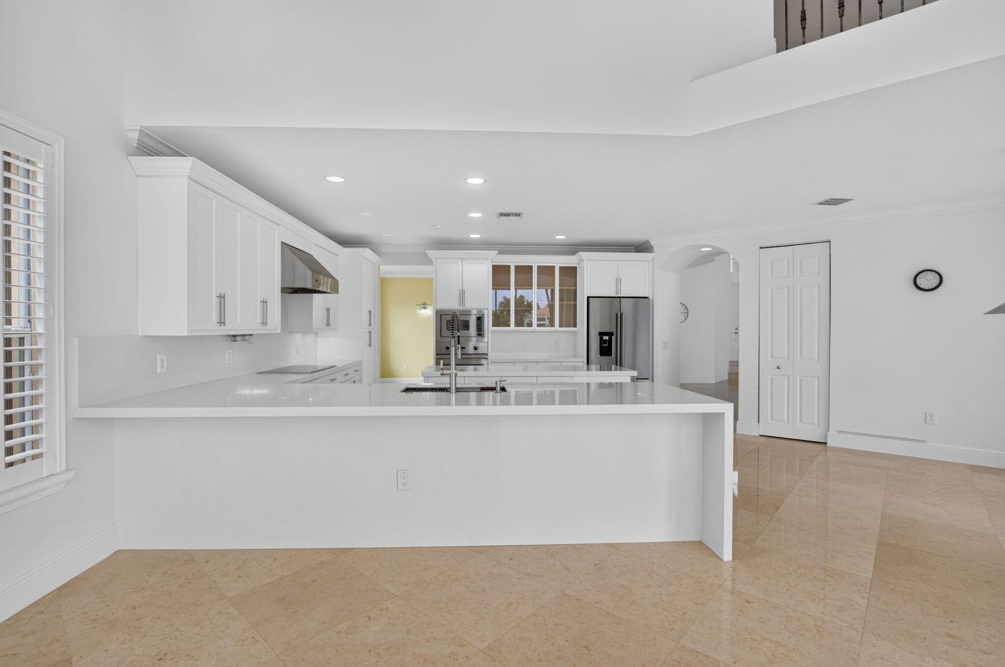 SATURNIA ISLES - Residential Lease