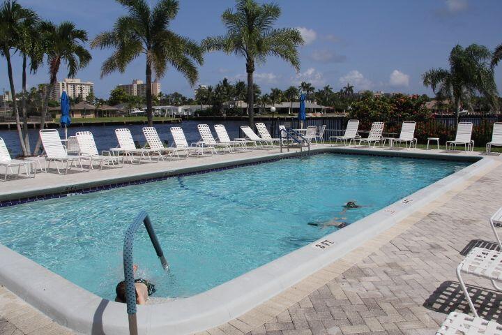 BAY COLONY CLUB CONDO - Residential Lease