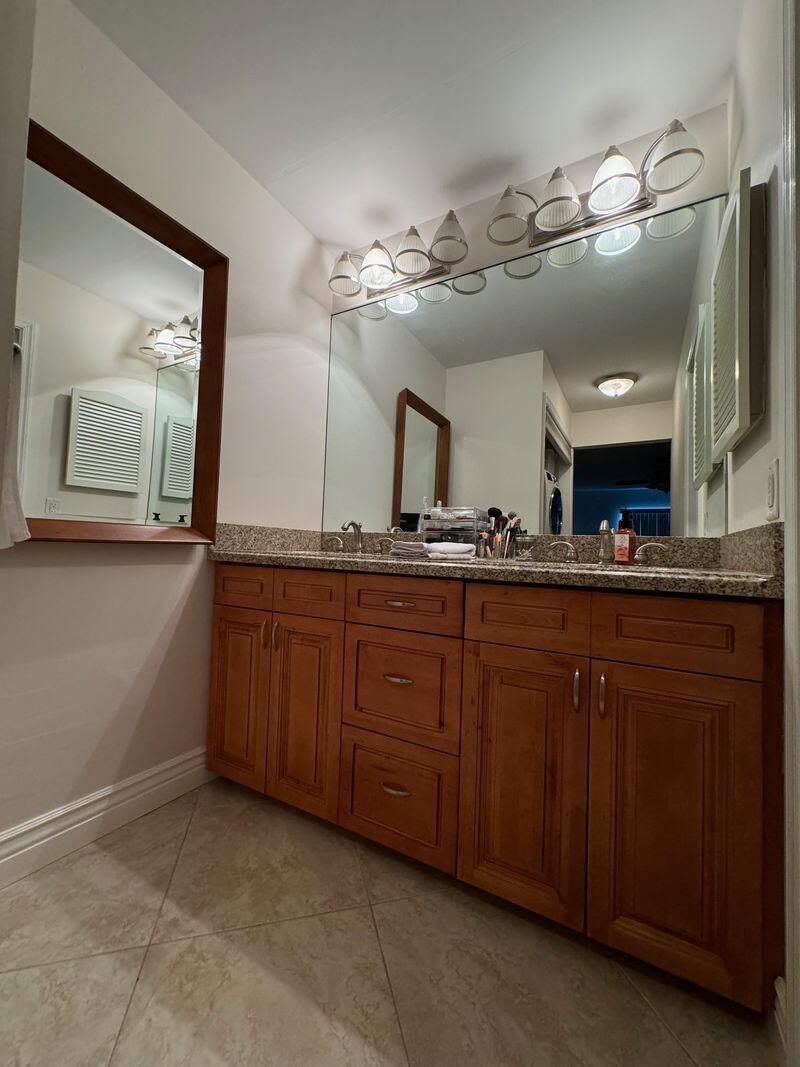 BAY COLONY CLUB CONDO - Residential Lease