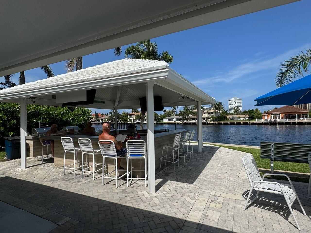 BAY COLONY CLUB CONDO - Residential Lease