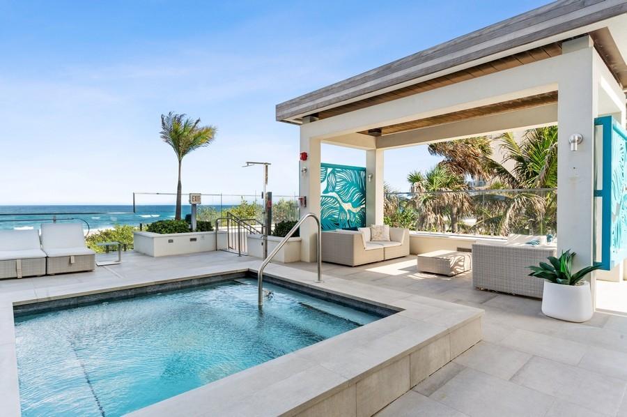VISTABLUE SINGER ISLAND CONDO - Residential