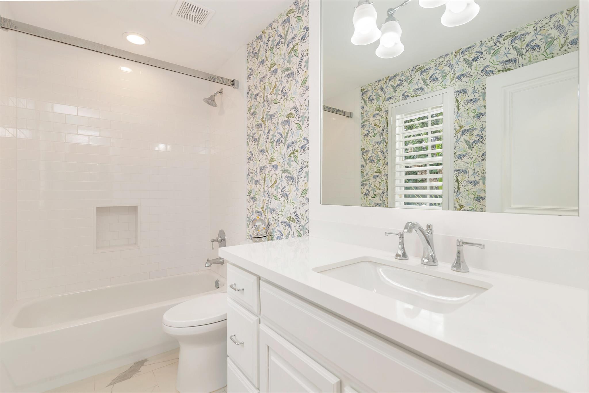 LITTLE RANCHES 1ST ADD - Residential