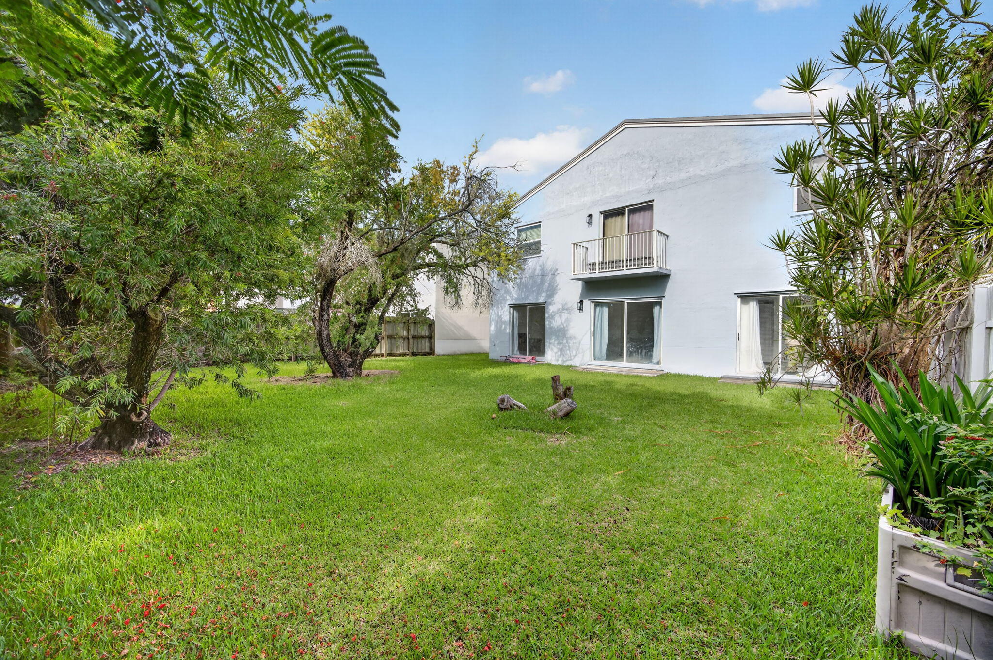 CUTLER LANDINGS 1ST ADDN - Residential