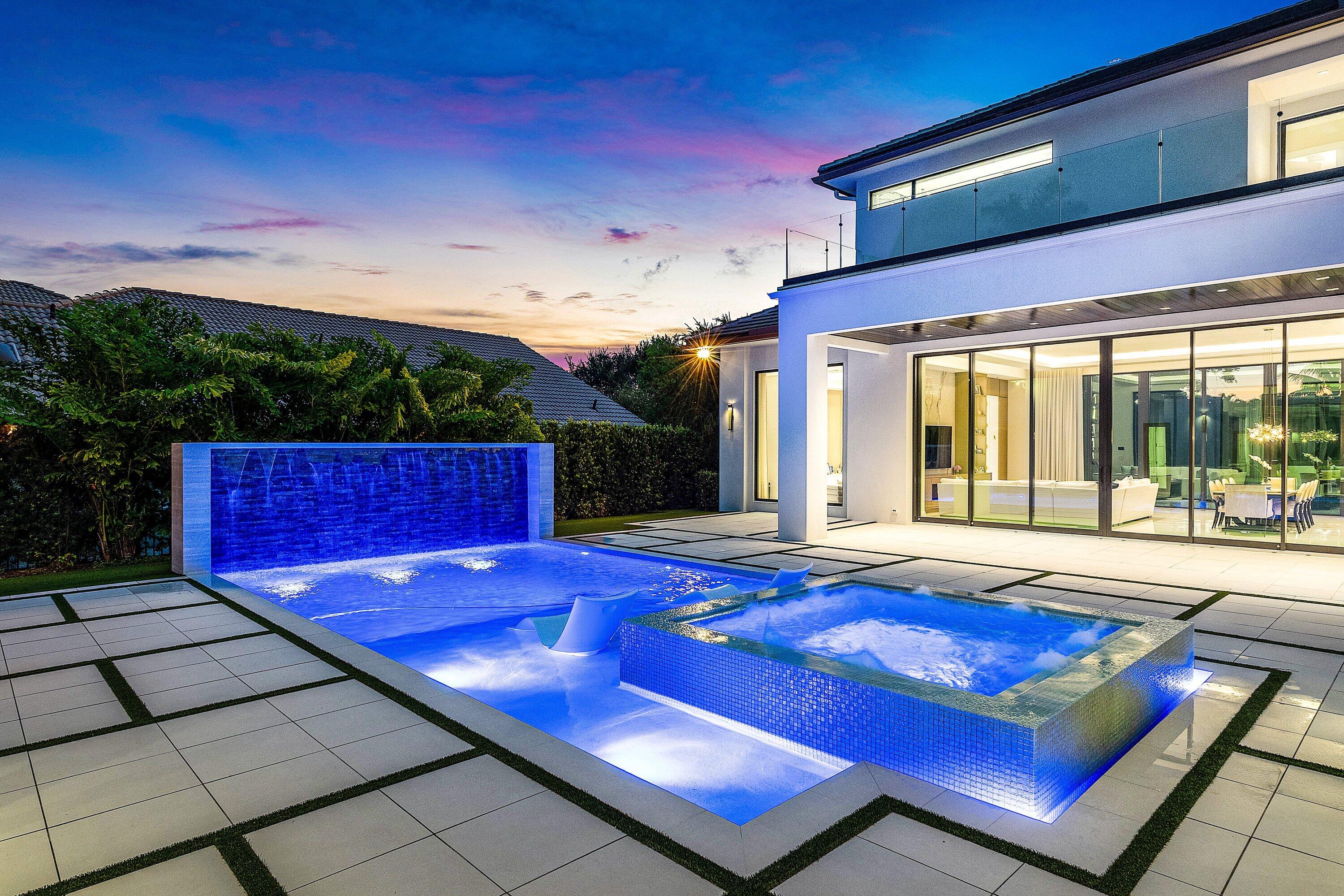 ST ANDREWS COUNTRY CLUB - Residential