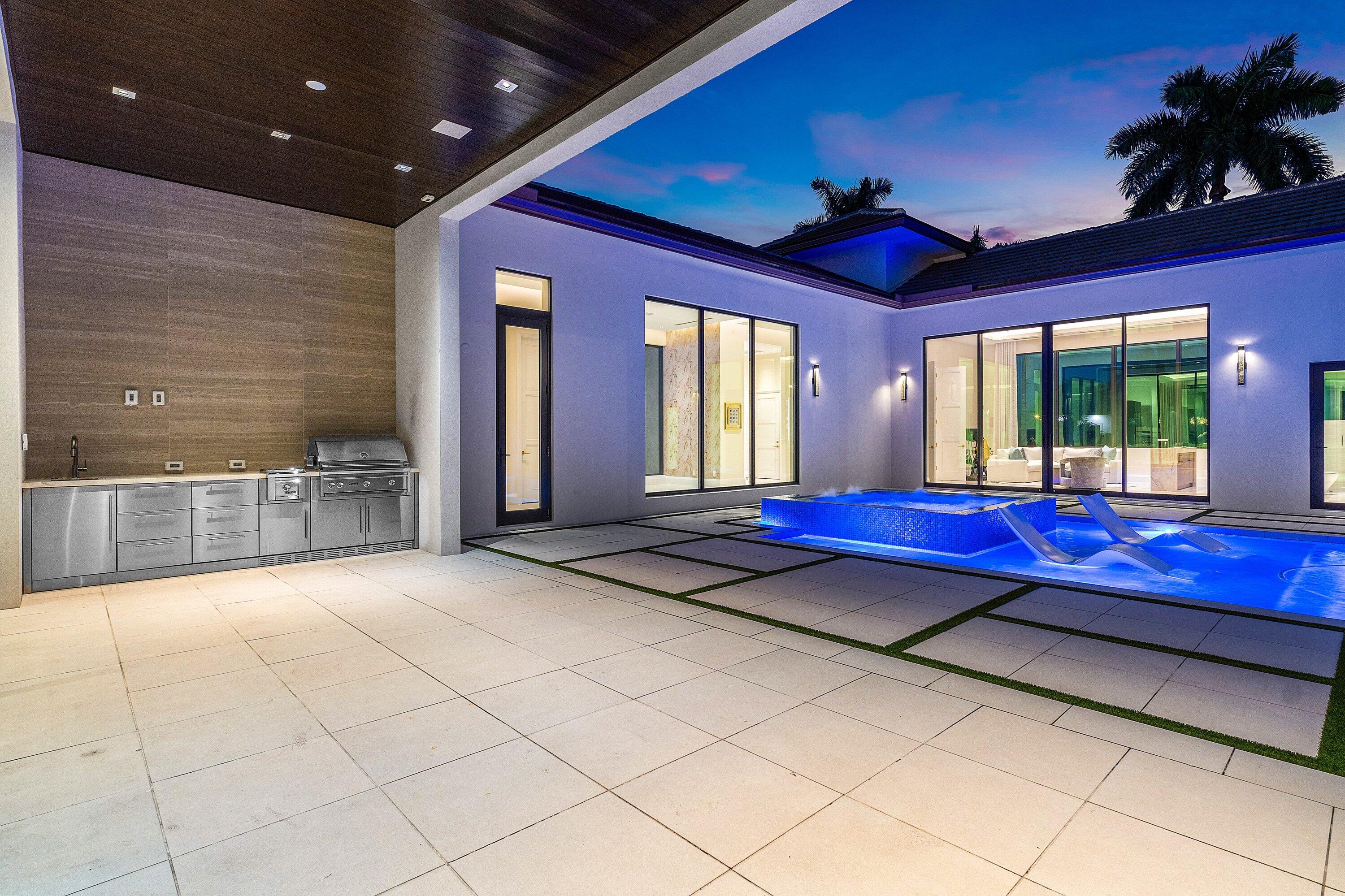 ST ANDREWS COUNTRY CLUB - Residential