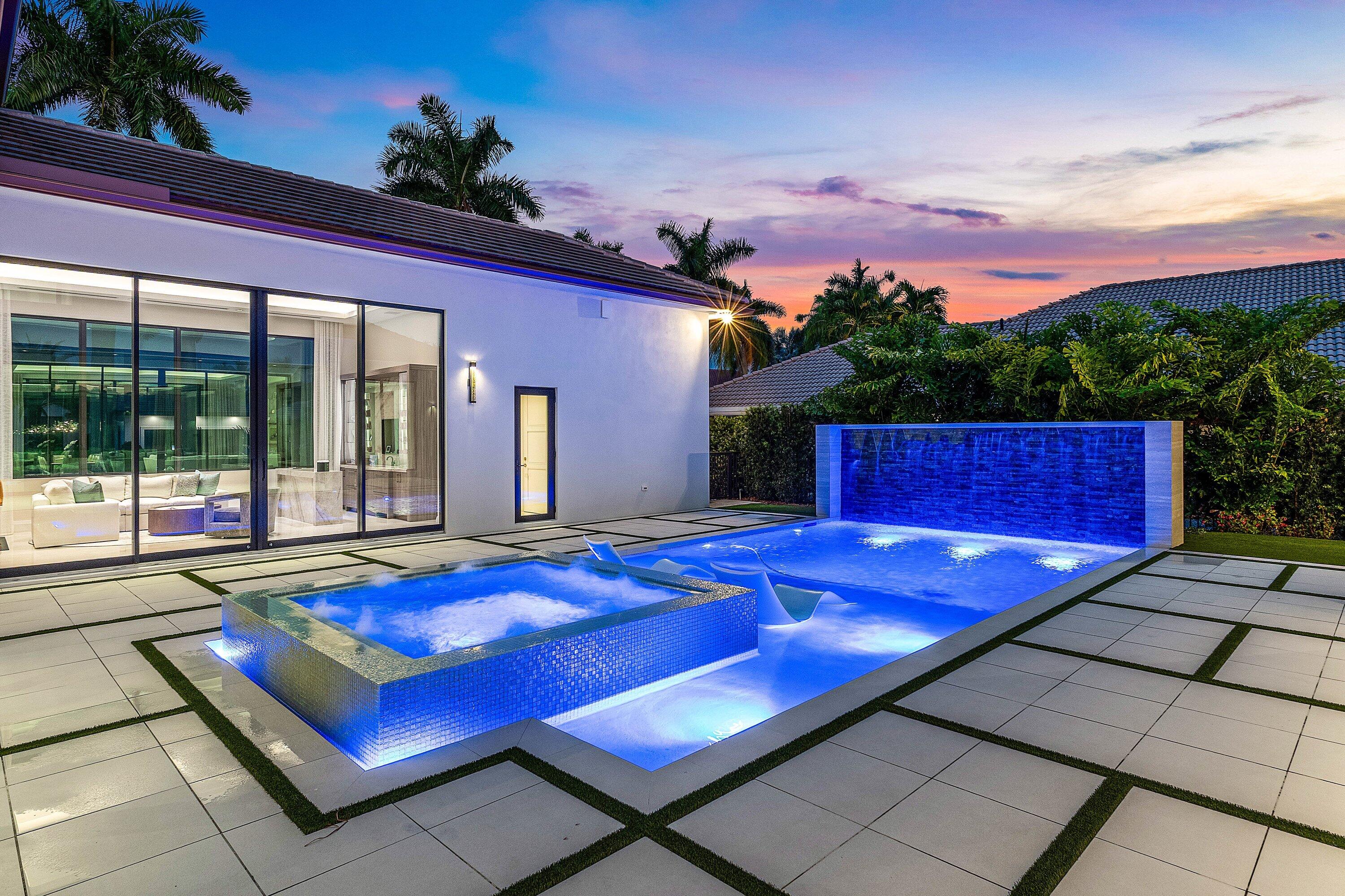 ST ANDREWS COUNTRY CLUB - Residential