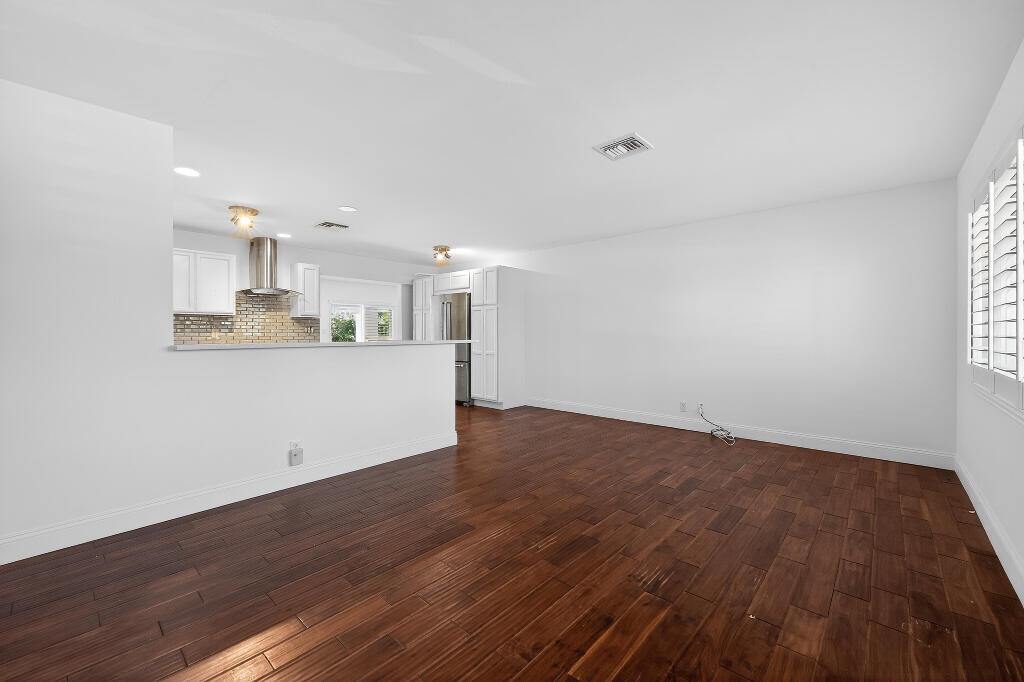 NORTH PALM BEACH VILLAGE OF 1 - Residential
