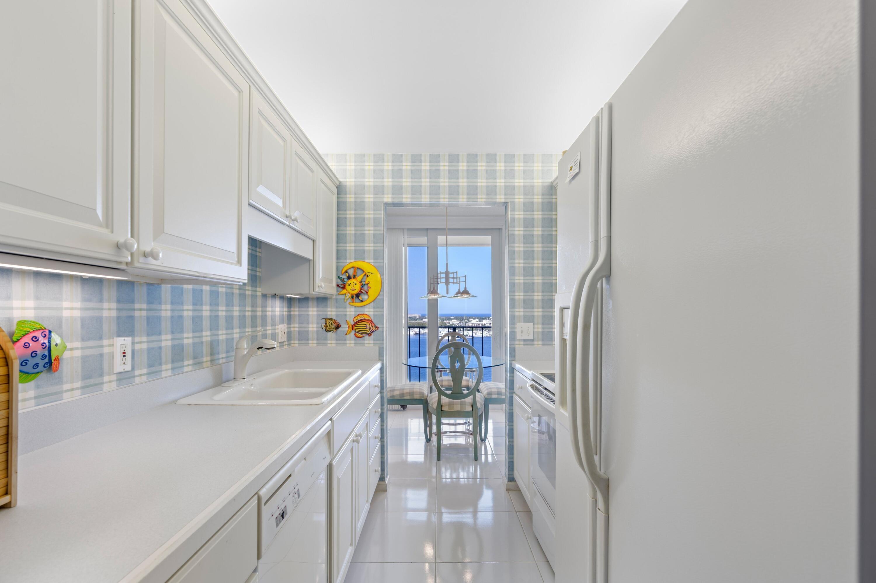RAPALLO SOUTH CONDO - Residential