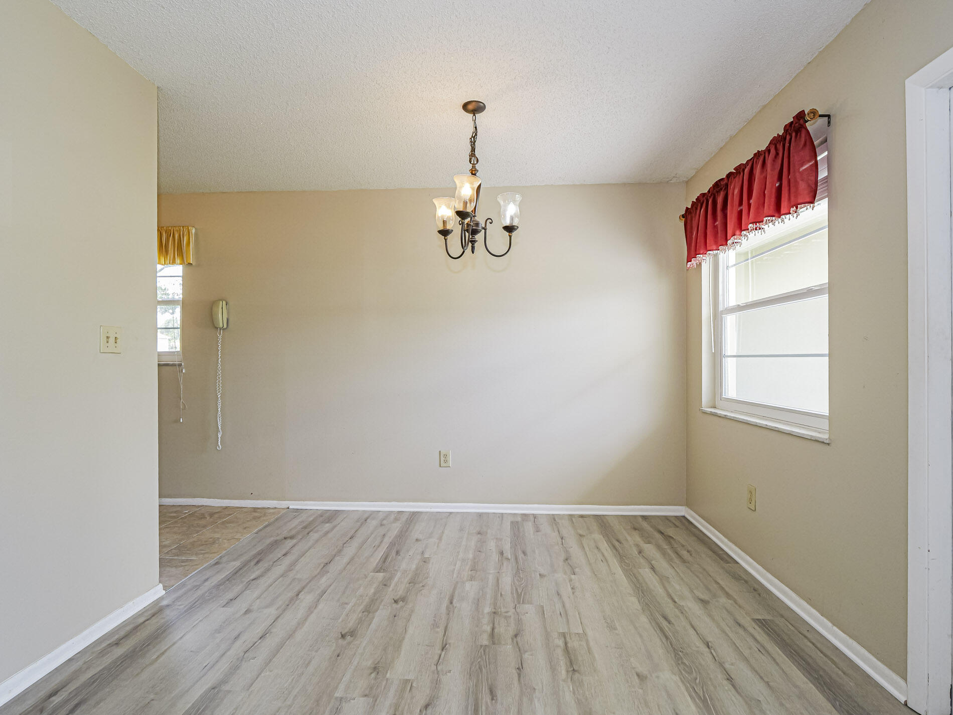VISTA ROYALE PHASE IV BLDGS 83-111 - Residential