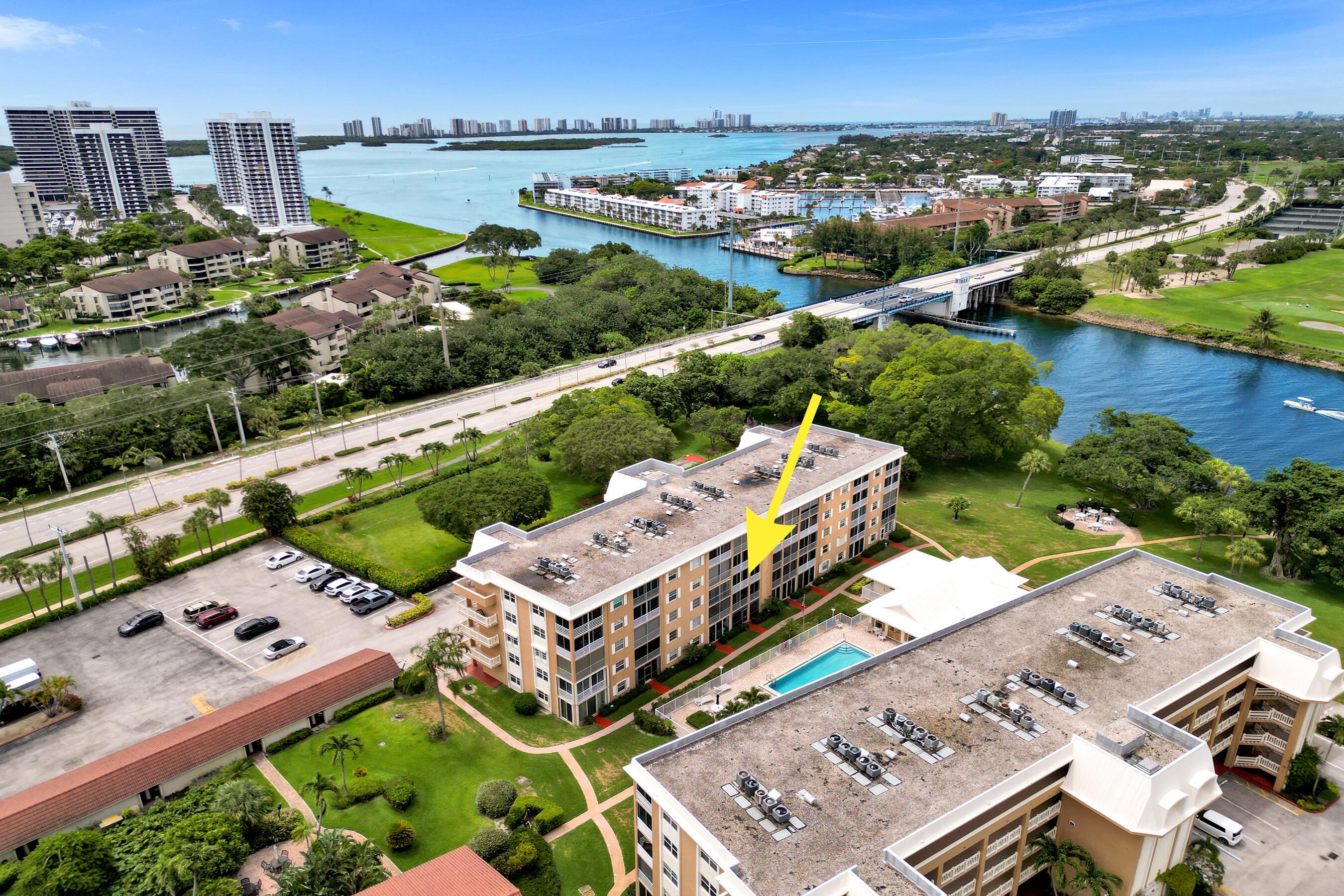WATERWAY EAST CONDOS - Residential