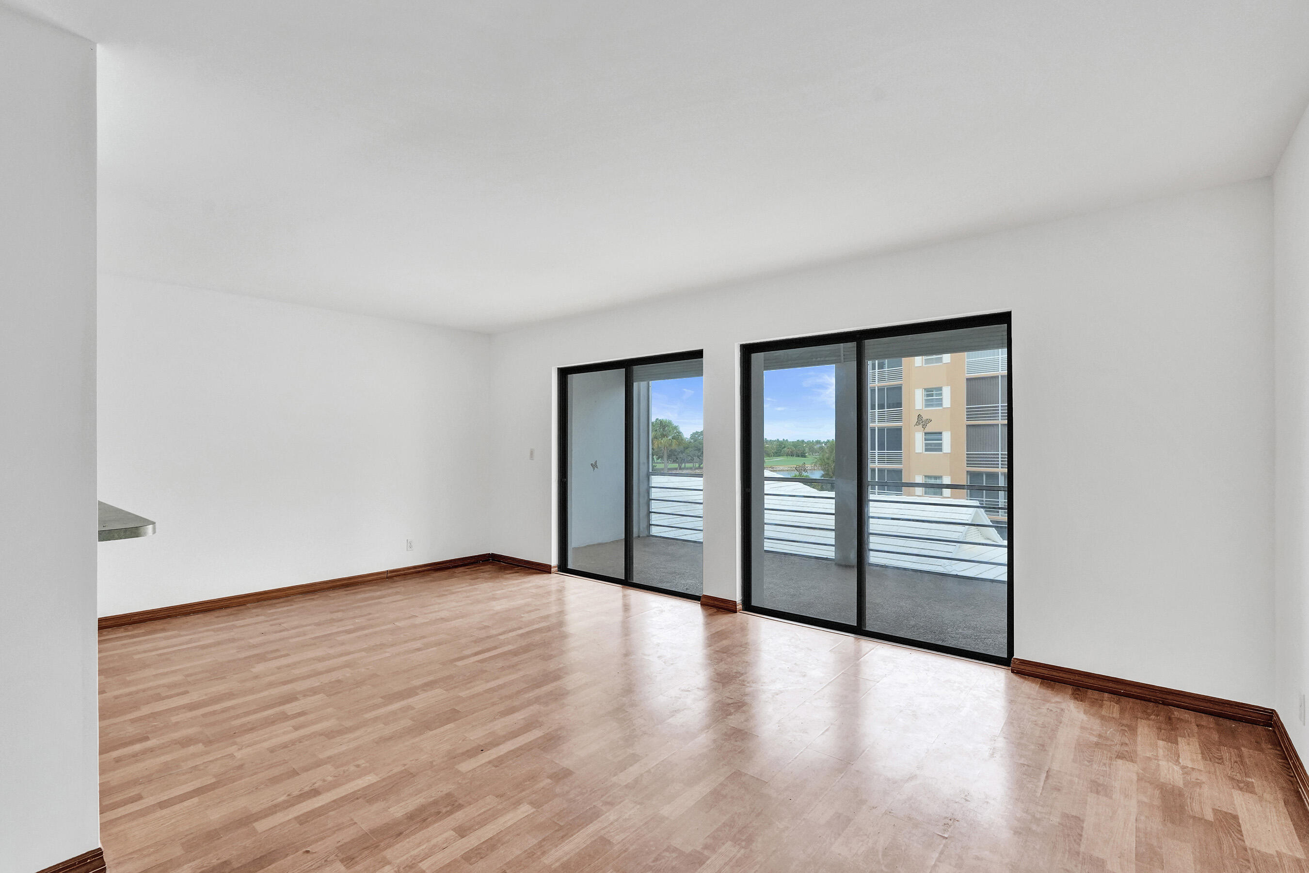 WATERWAY EAST CONDOS - Residential