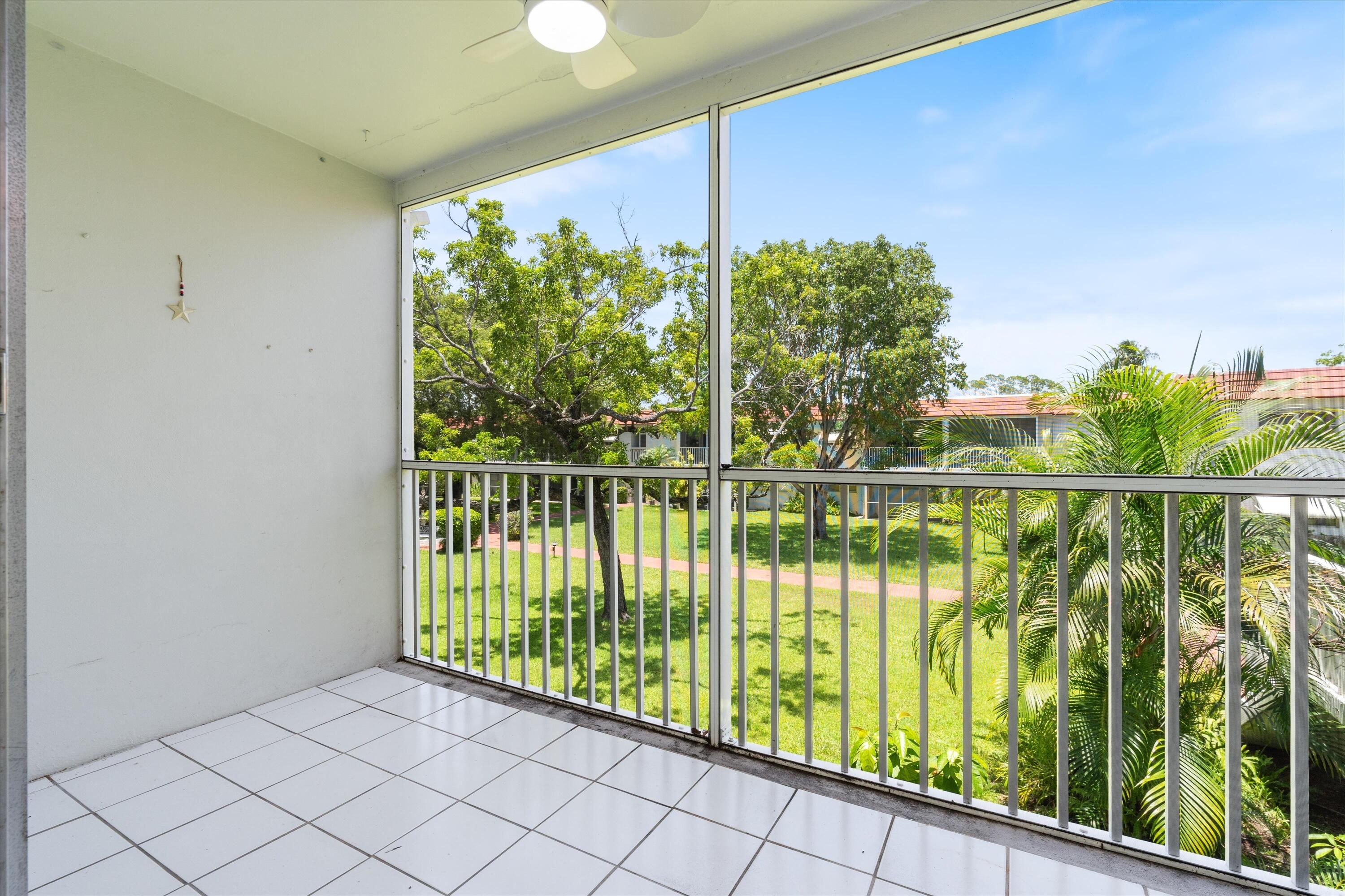 REGIS HOUSE CONDO - Residential