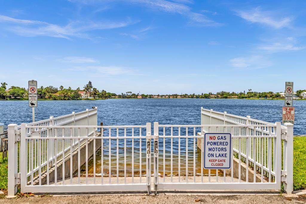CORAL BAY PARCELS I WEST - Residential