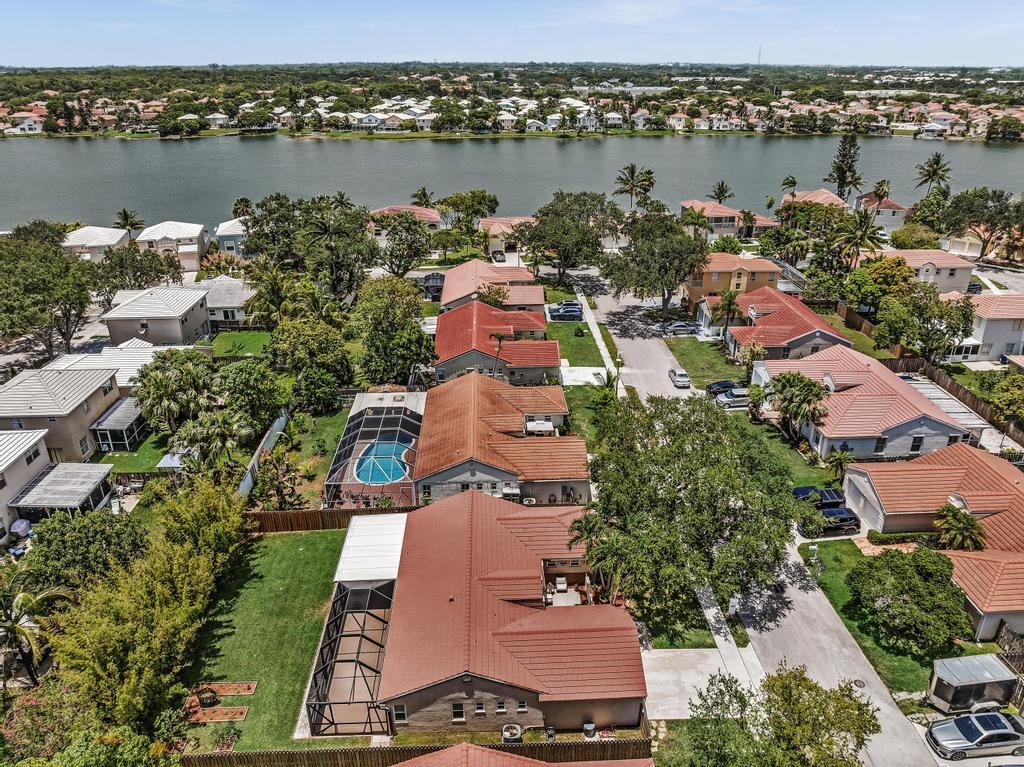 CORAL BAY PARCELS I WEST - Residential