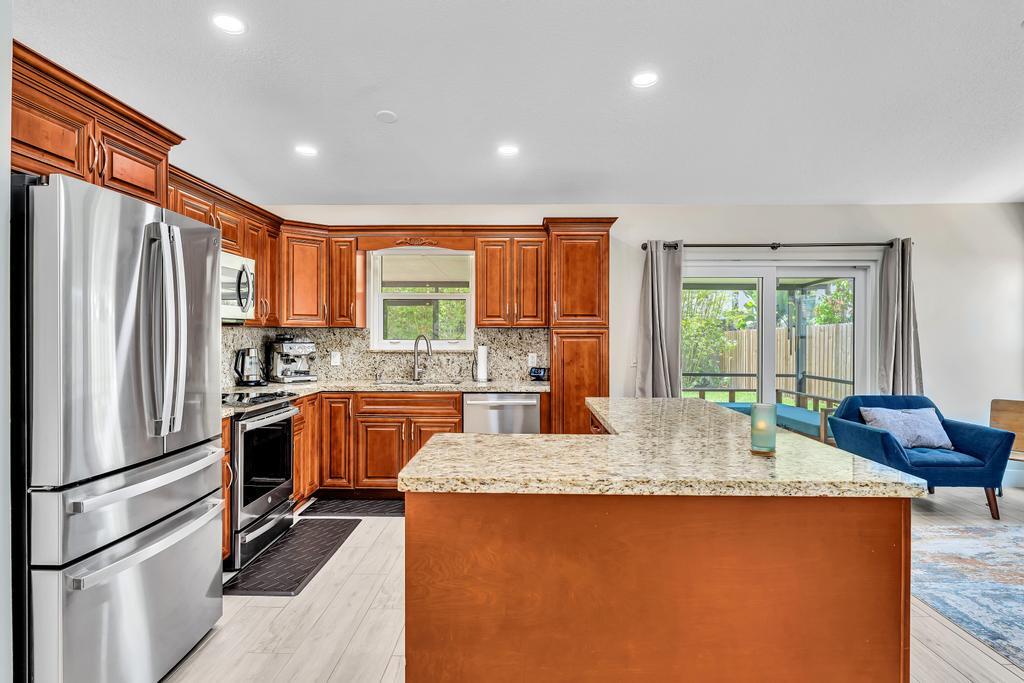CORAL BAY PARCELS I WEST - Residential