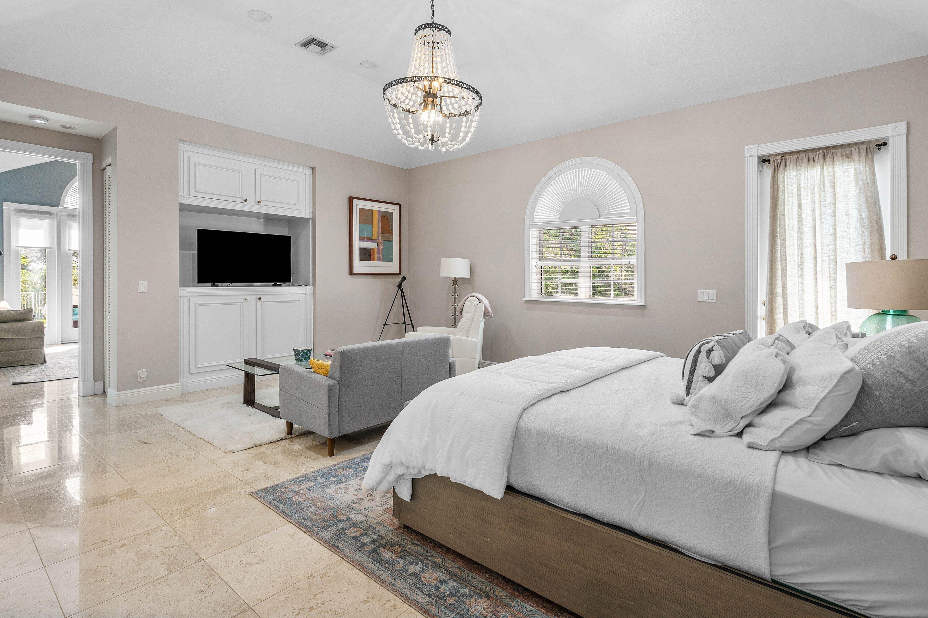 PRESIDENT COUNTRY CLUB 4 - Residential Lease