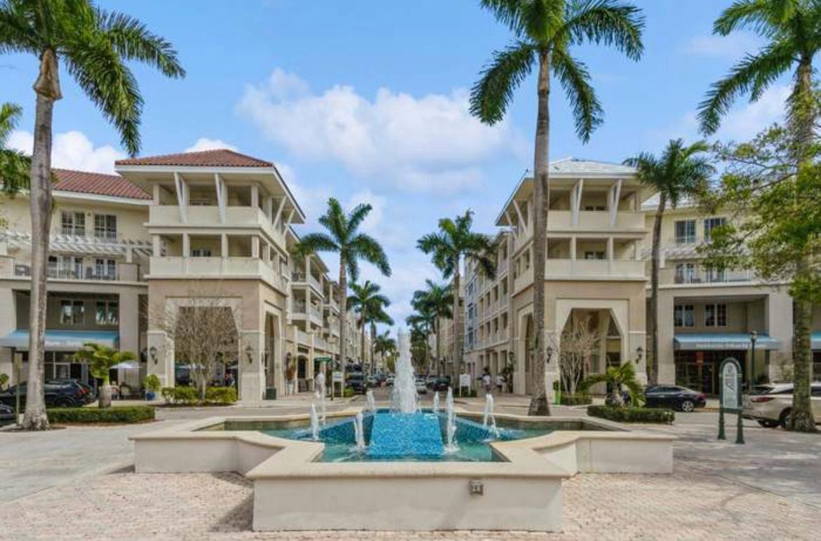 VILLAGE AT ABACOA CONDO - Residential Lease