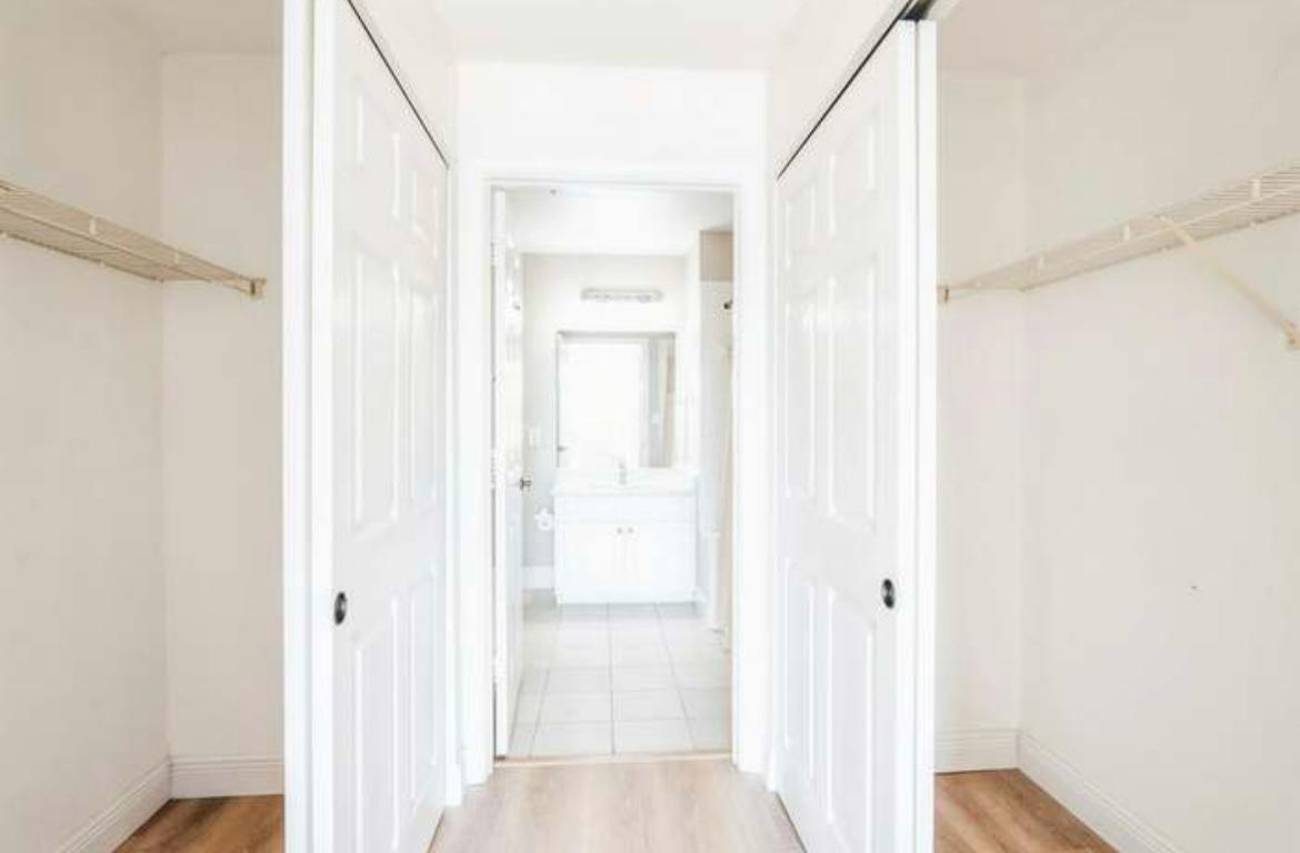 VILLAGE AT ABACOA CONDO - Residential Lease