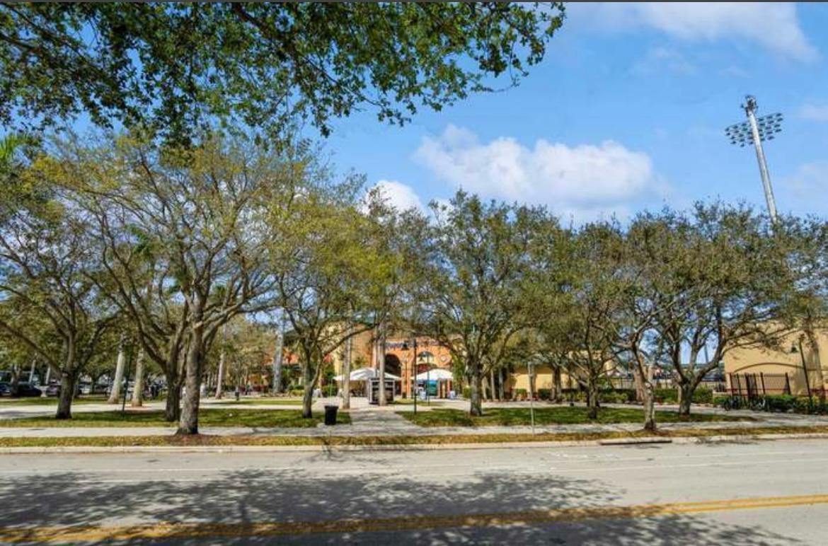 VILLAGE AT ABACOA CONDO - Residential Lease
