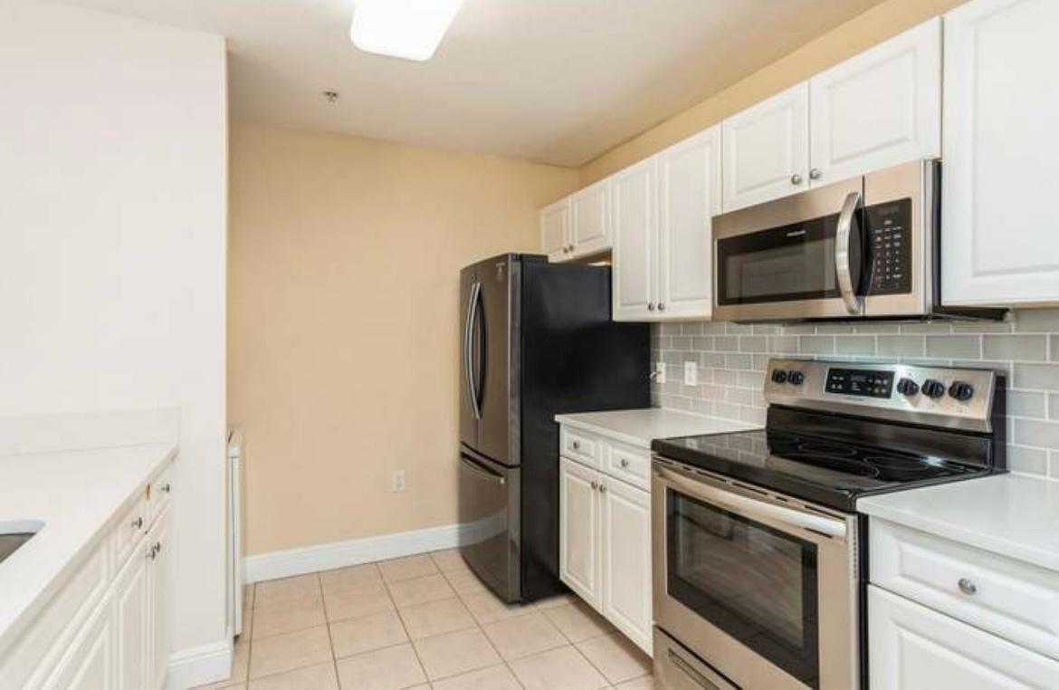VILLAGE AT ABACOA CONDO - Residential Lease