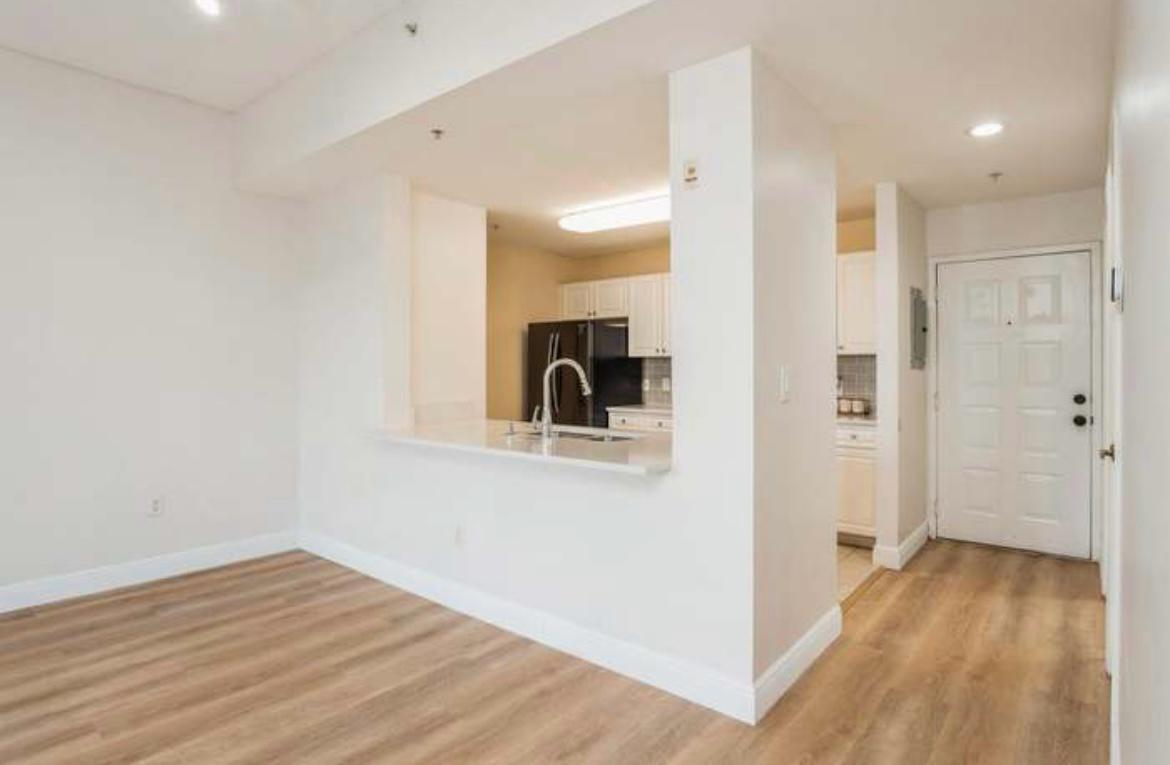 VILLAGE AT ABACOA CONDO - Residential Lease