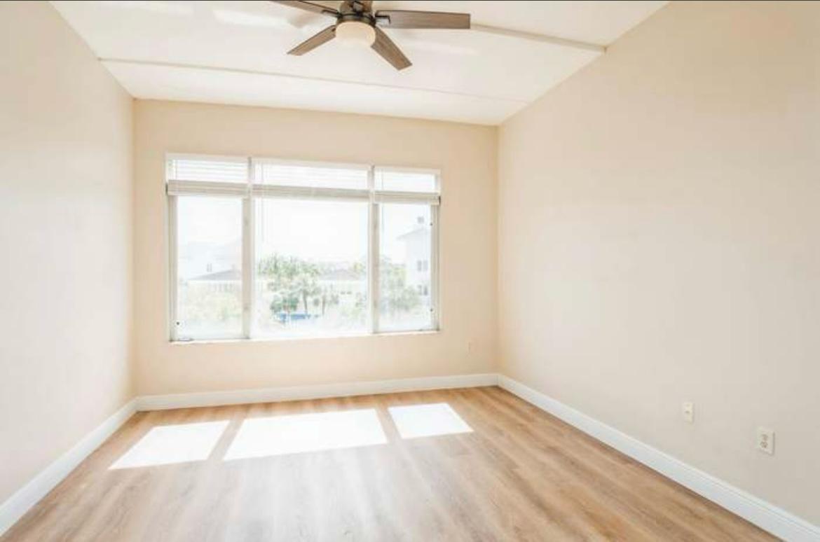VILLAGE AT ABACOA CONDO - Residential Lease