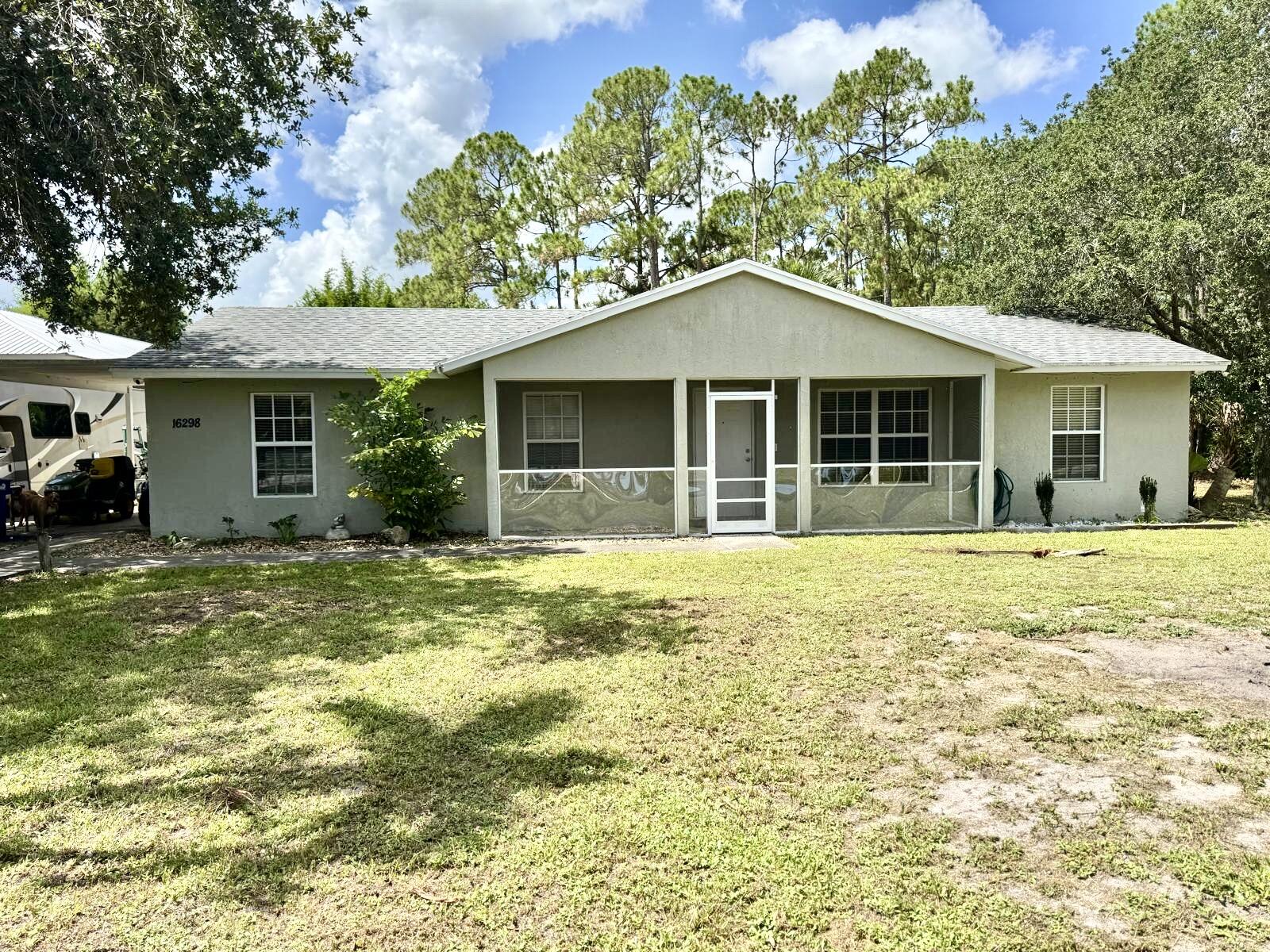 13-42-40~N 245.2 FT OF S 500.4 FT OF E 203.3 FT OF - Residential