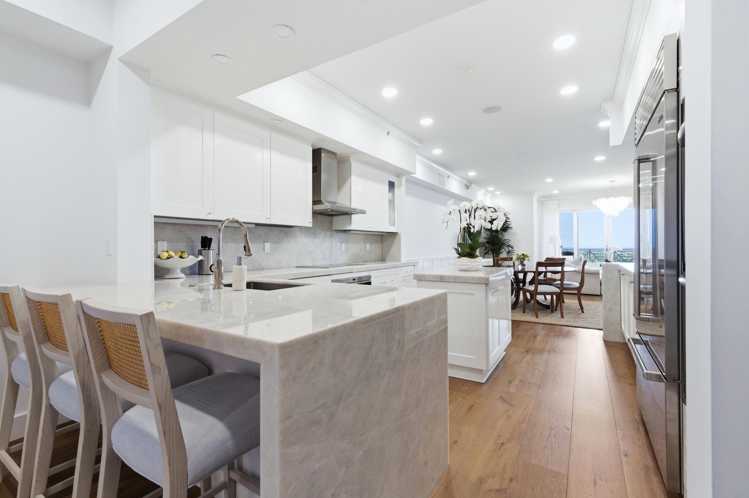 ESPLANADE GRANDE CONDO - Residential