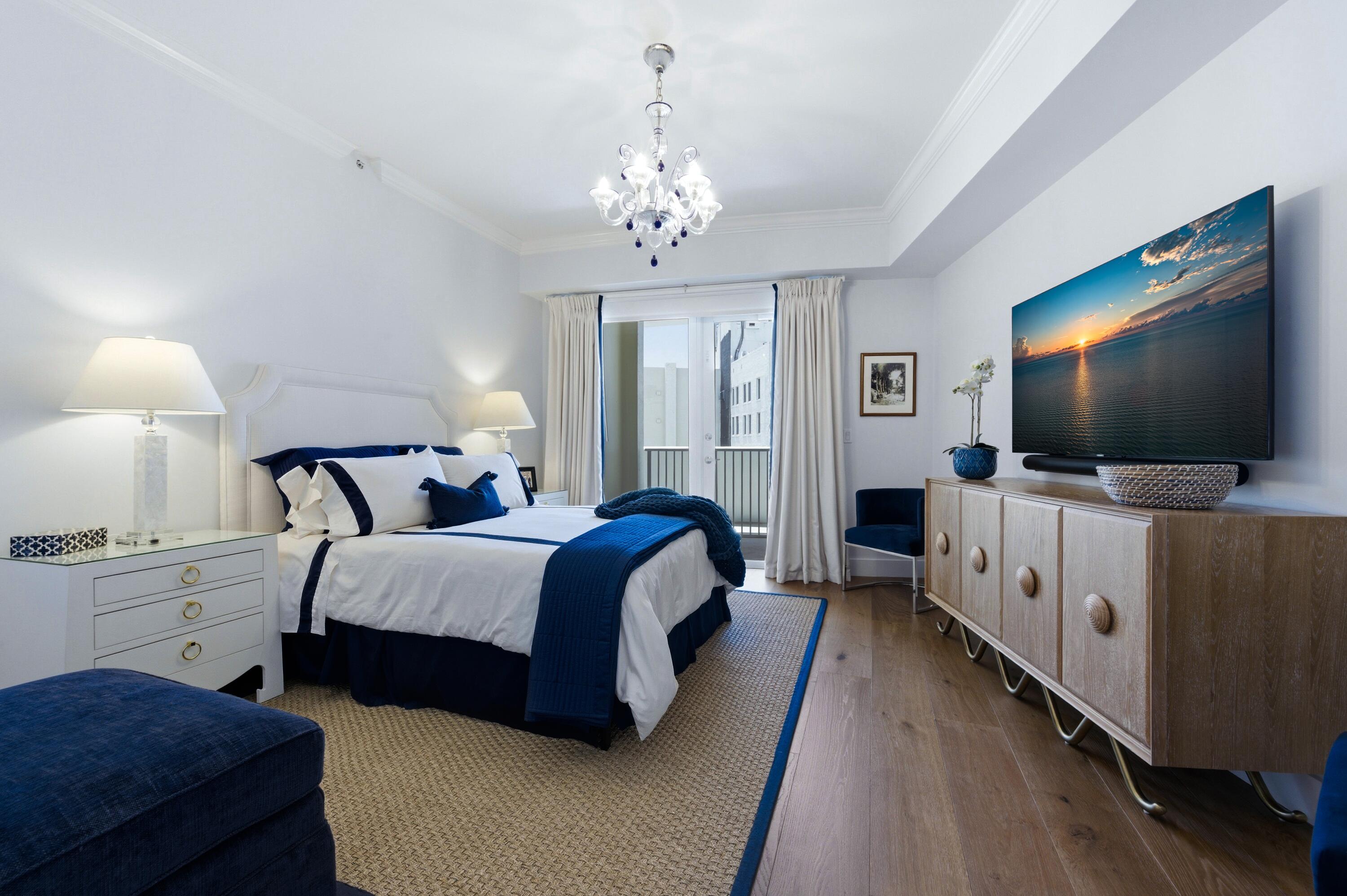 ESPLANADE GRANDE CONDO - Residential