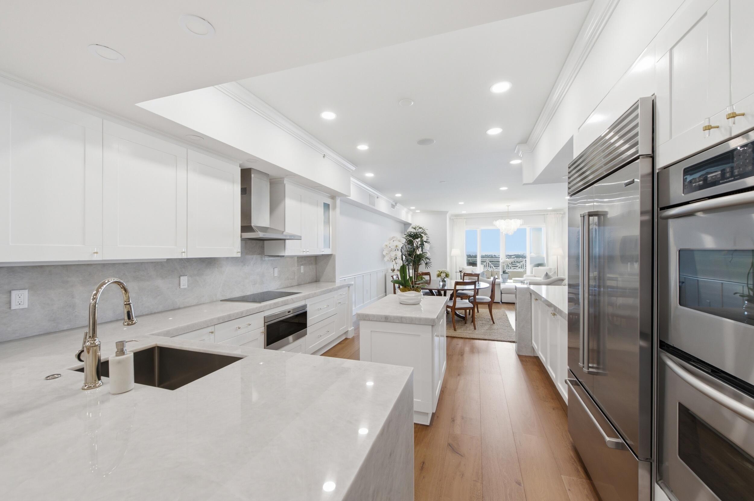 ESPLANADE GRANDE CONDO - Residential